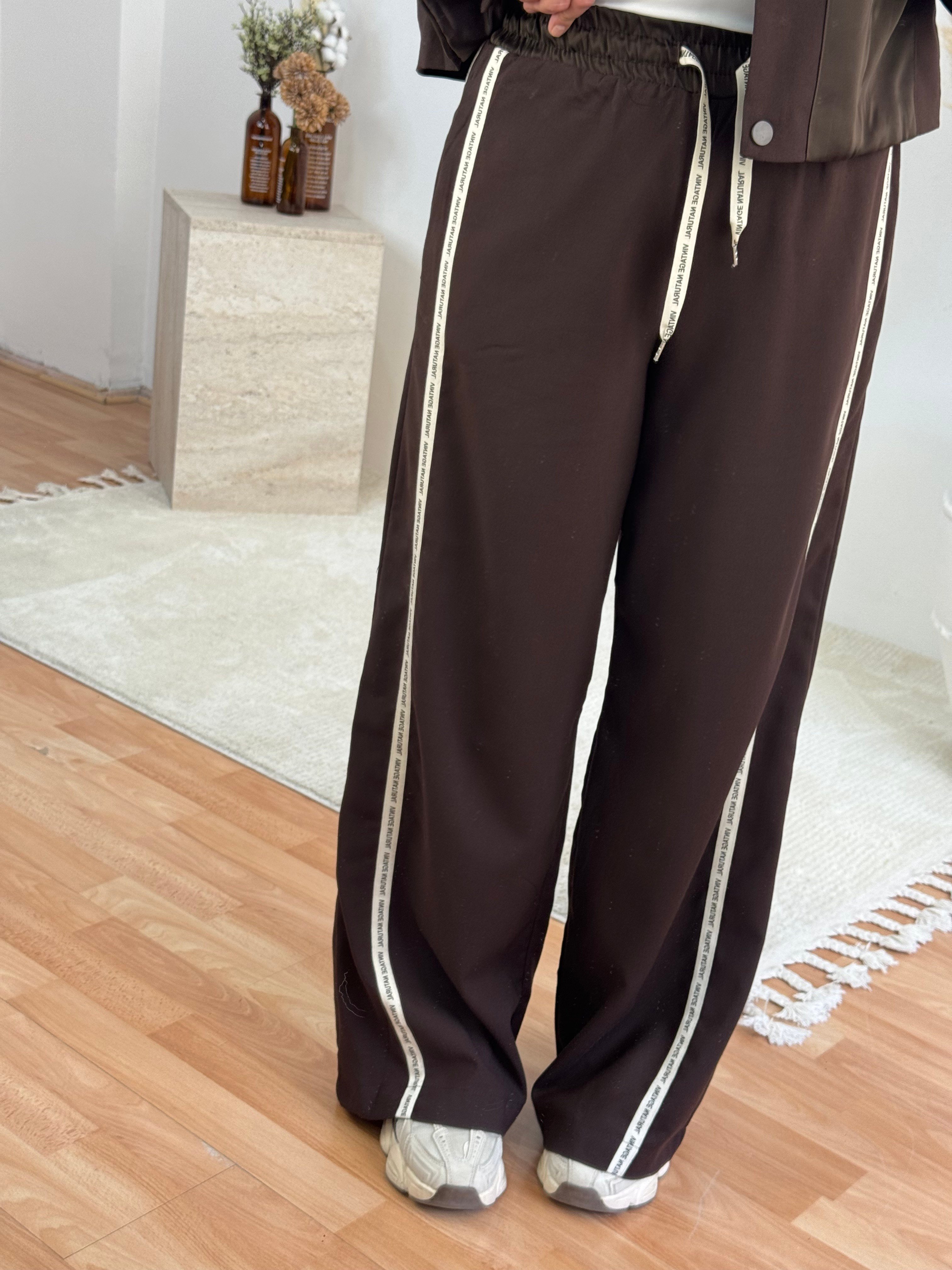 Şerit Detaylı Ceket & Pantolon Takım