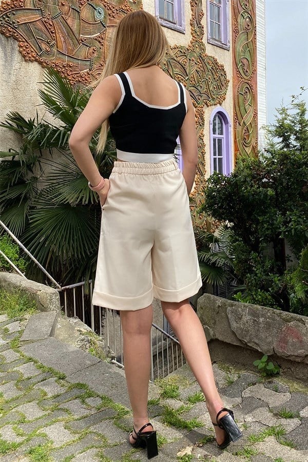 BEJ BELİ LASTİKLİ BERMUDA ŞORT