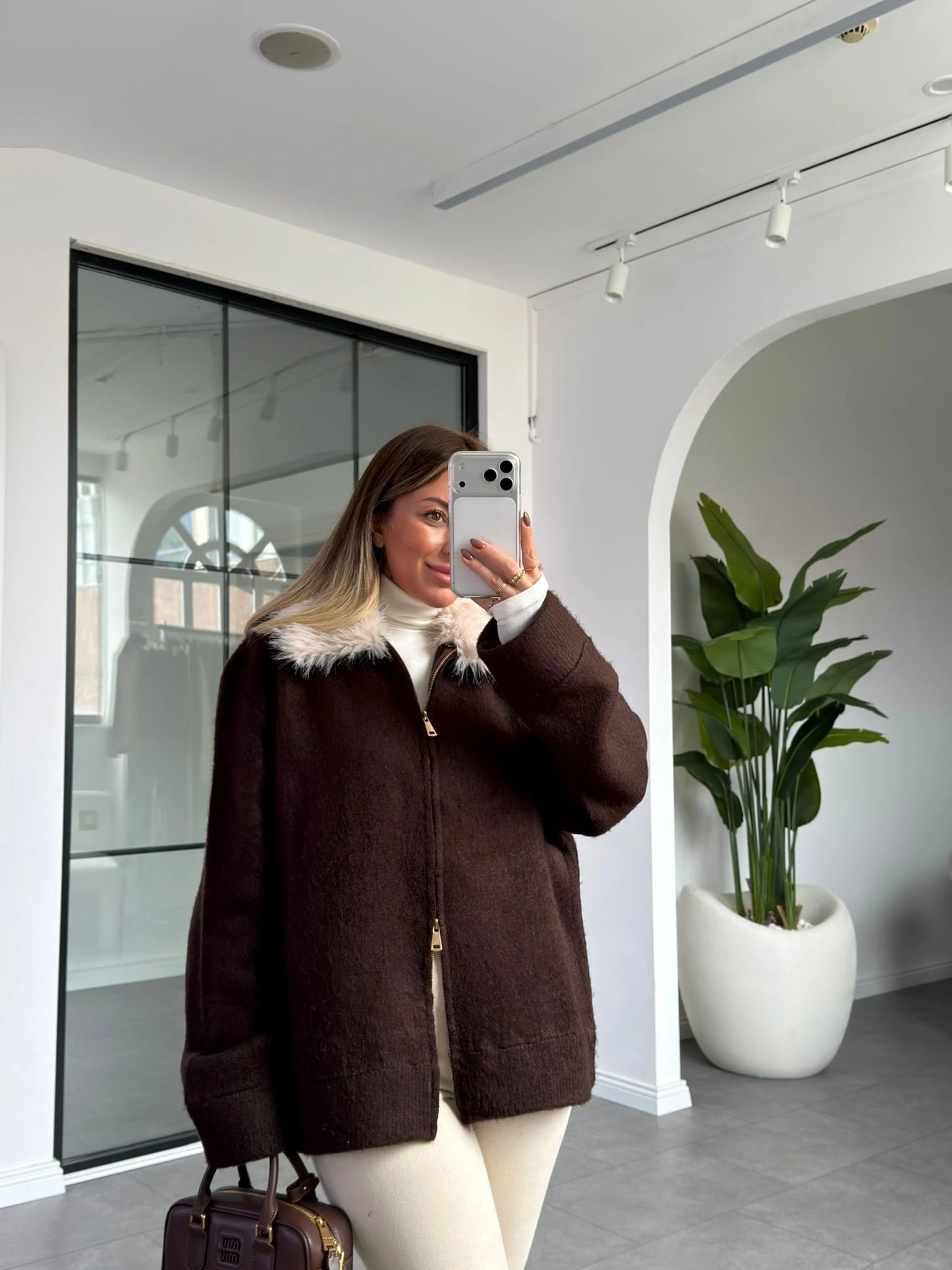 CAMEL YAKASI KÜRK DETAYLI HIRKA