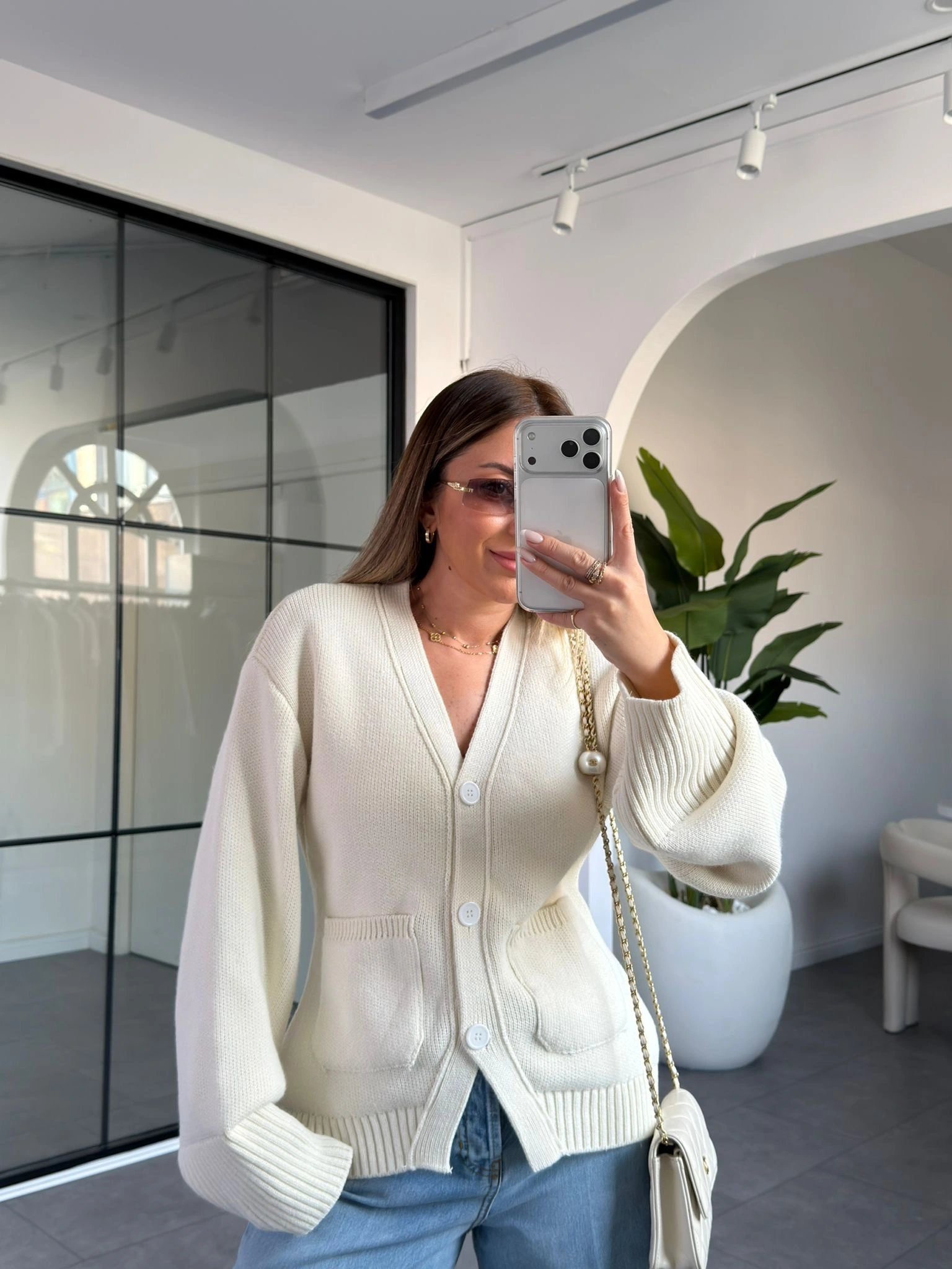 HAKİ ÜÇ DÜĞMELİ TRİKO HIRKA