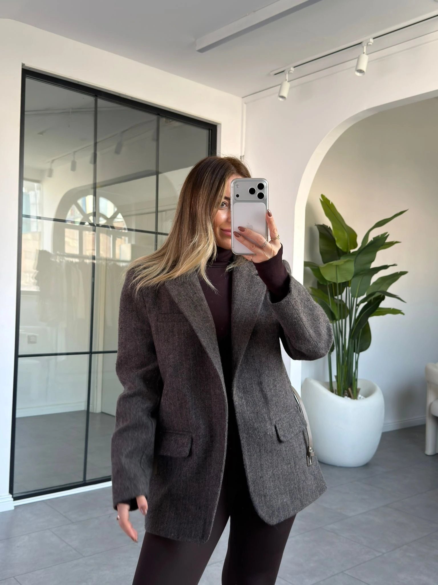 KAHVE KEMERLİ BLAZER KAŞE CEKET