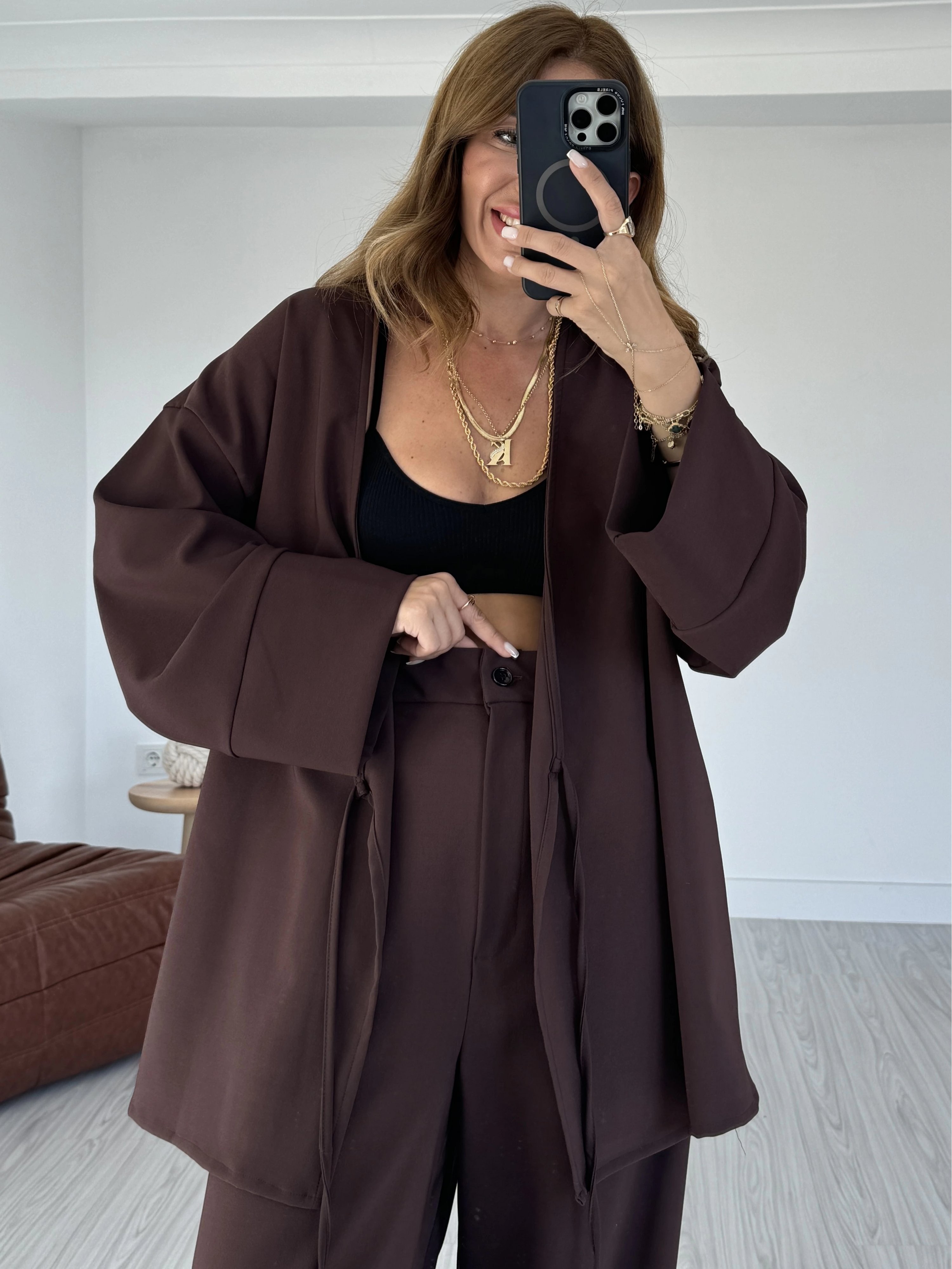 Kahverengi Beli Lastikli Pantolon Bağlamalı Bluz Takım