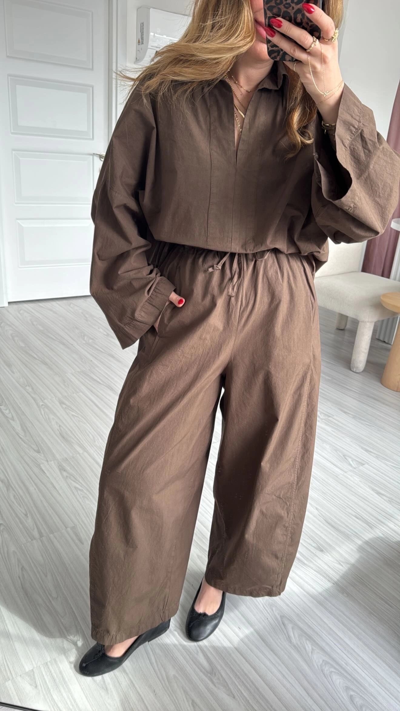 Kahverengi V Yaka Balon Model Pantolon Takım