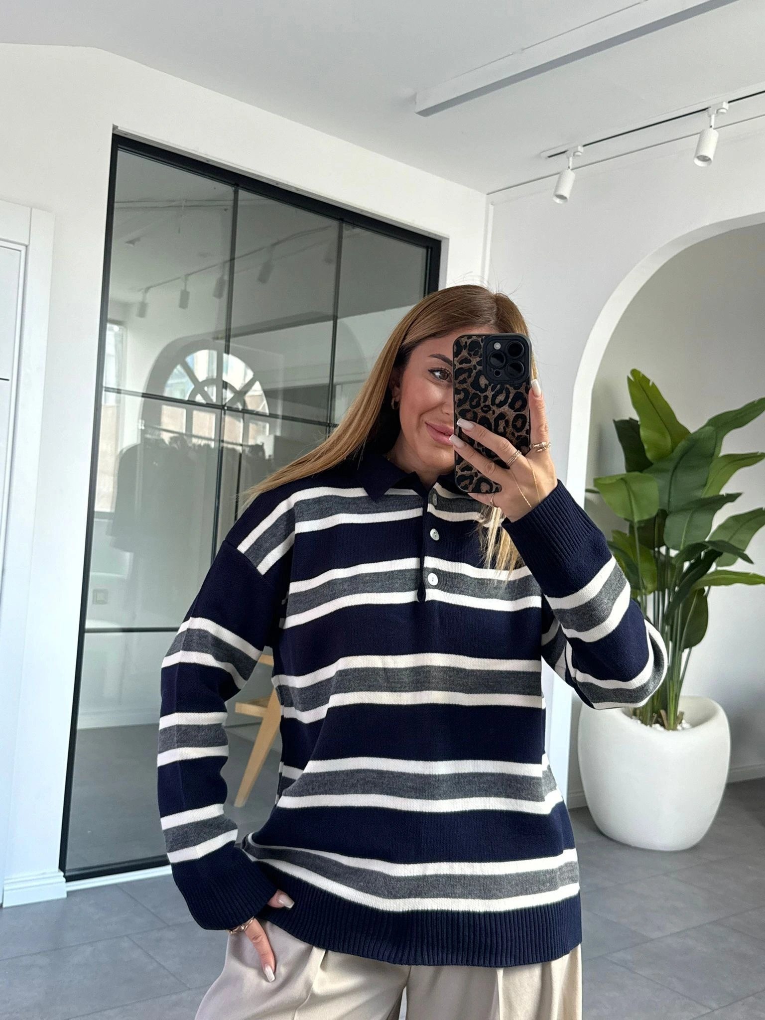 LACİVERT KREM POLO YAKA KAZAK