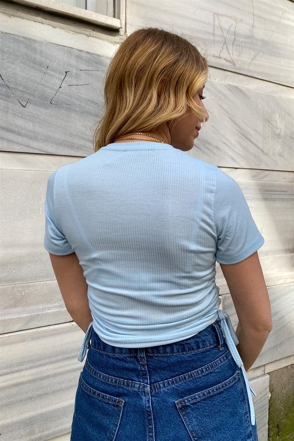 LİLA YANI BÜZGÜLÜ KAŞKORSE BLUZ