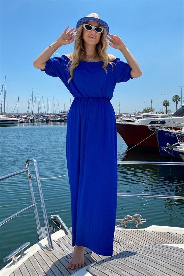 SAKS MAVİ MADONNA YAKA BELİ BÜZGÜLÜ JARSE MAKSİ BOY ELBİSE