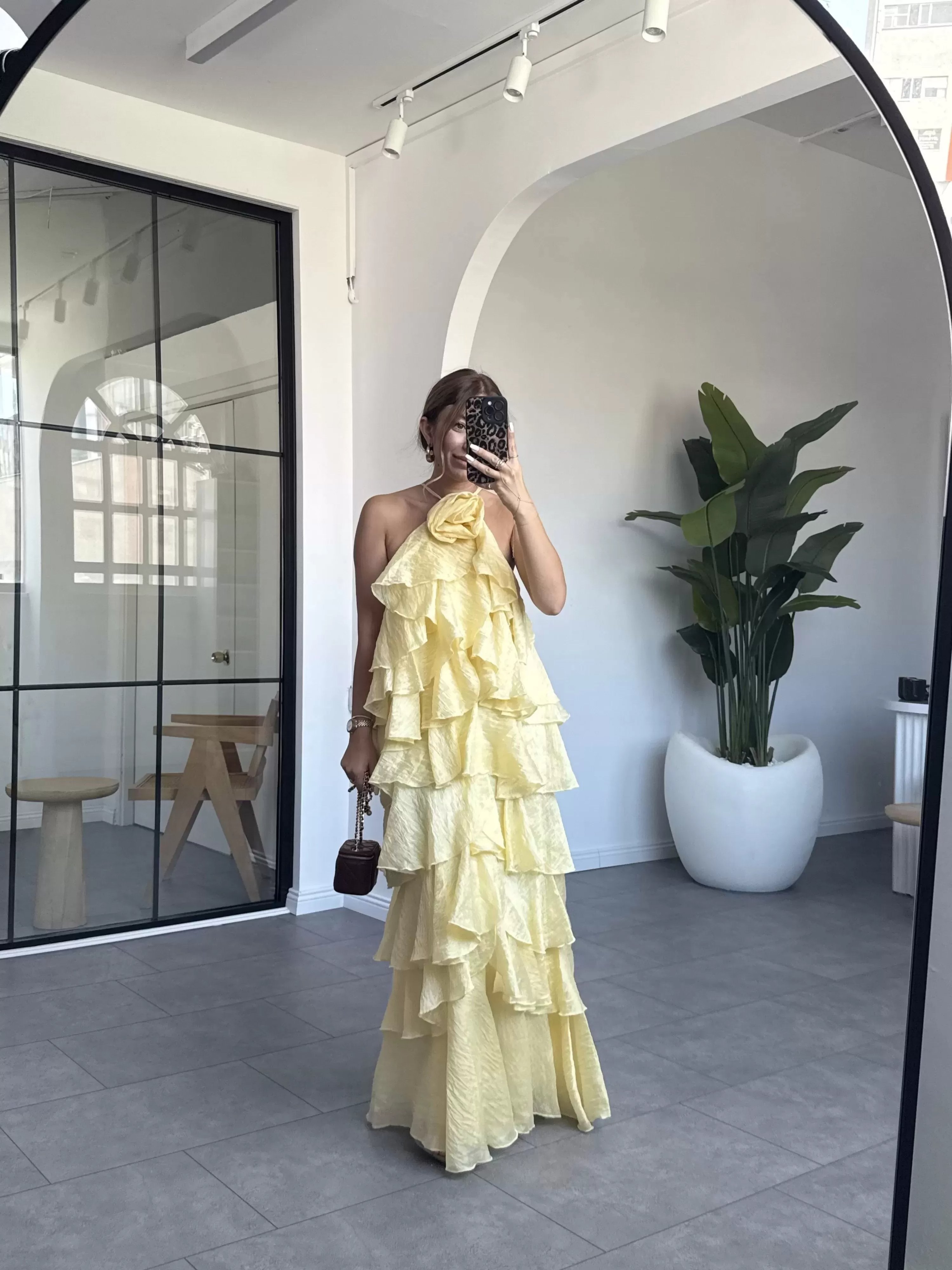 SARI GÜL DETAYLI ELBİSE