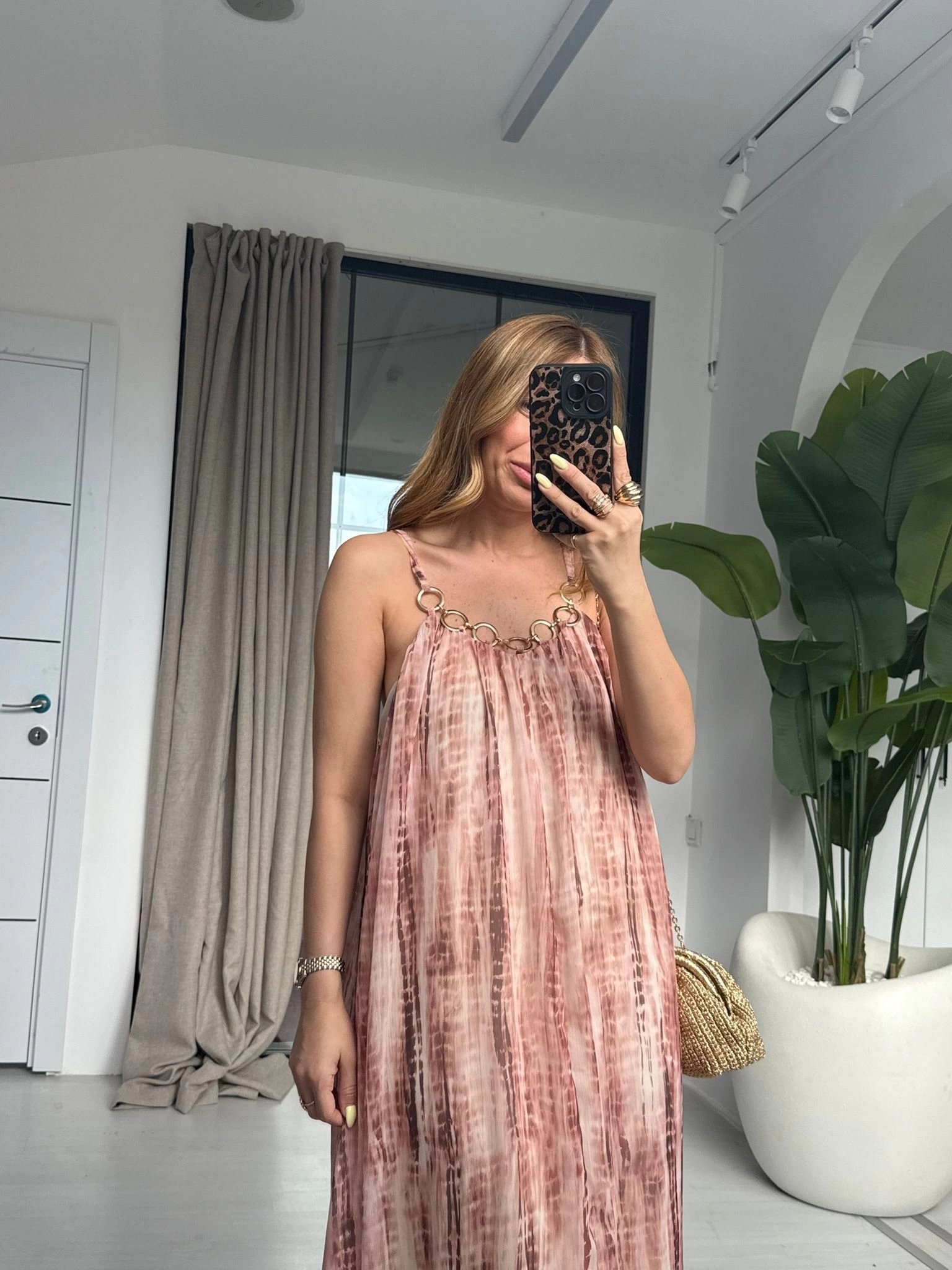 SOMON KAHVE KARIŞIK DESEN ŞİFON ELBİSE