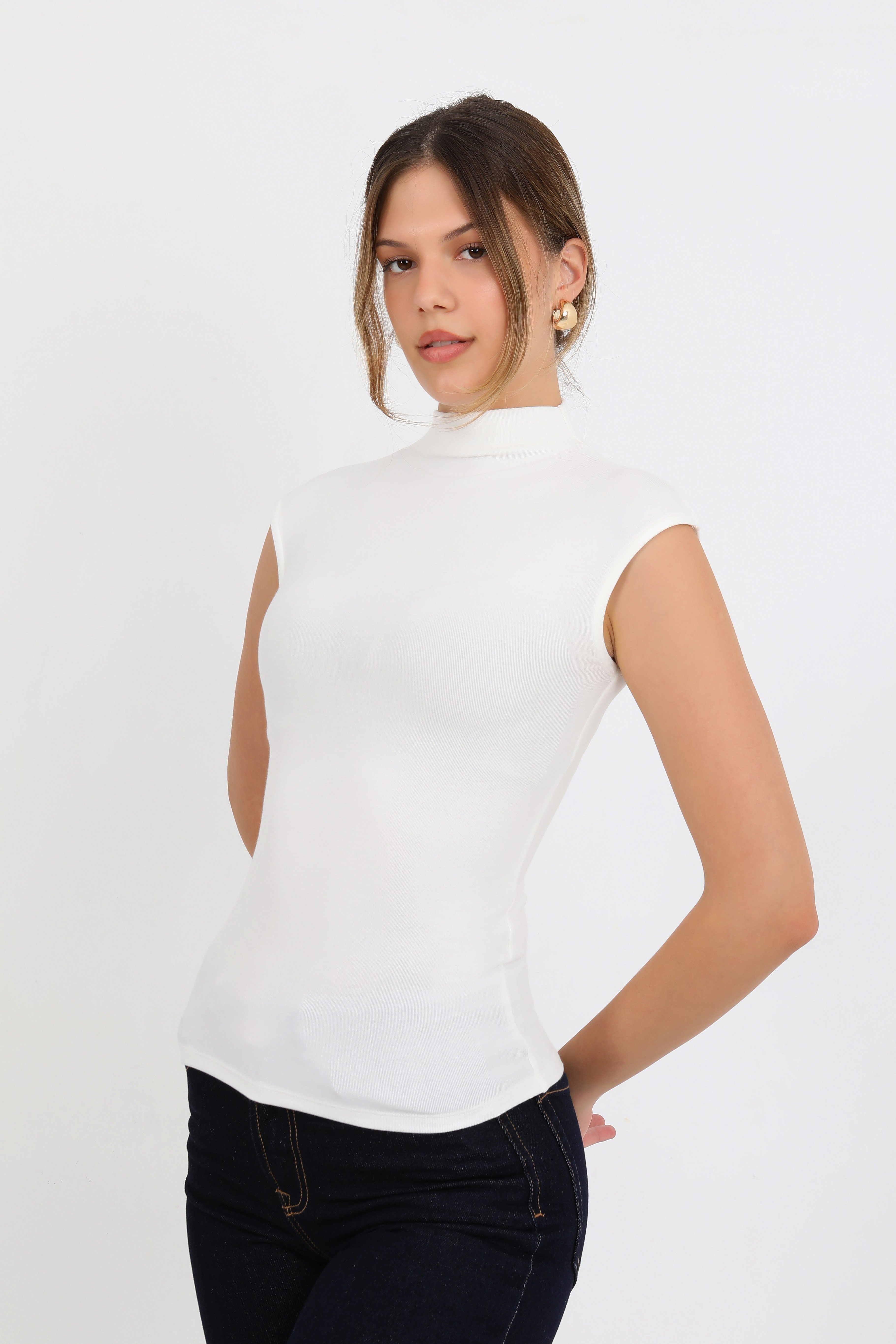 Hdm Kadın Ekru Yarım Balıkçı Sıfır Kol Yumuşak Örme Bluz - H6178