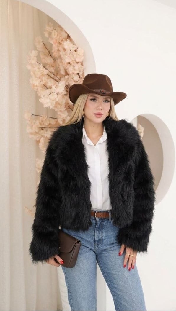 Crop Model Kürk Ceket Siyah
