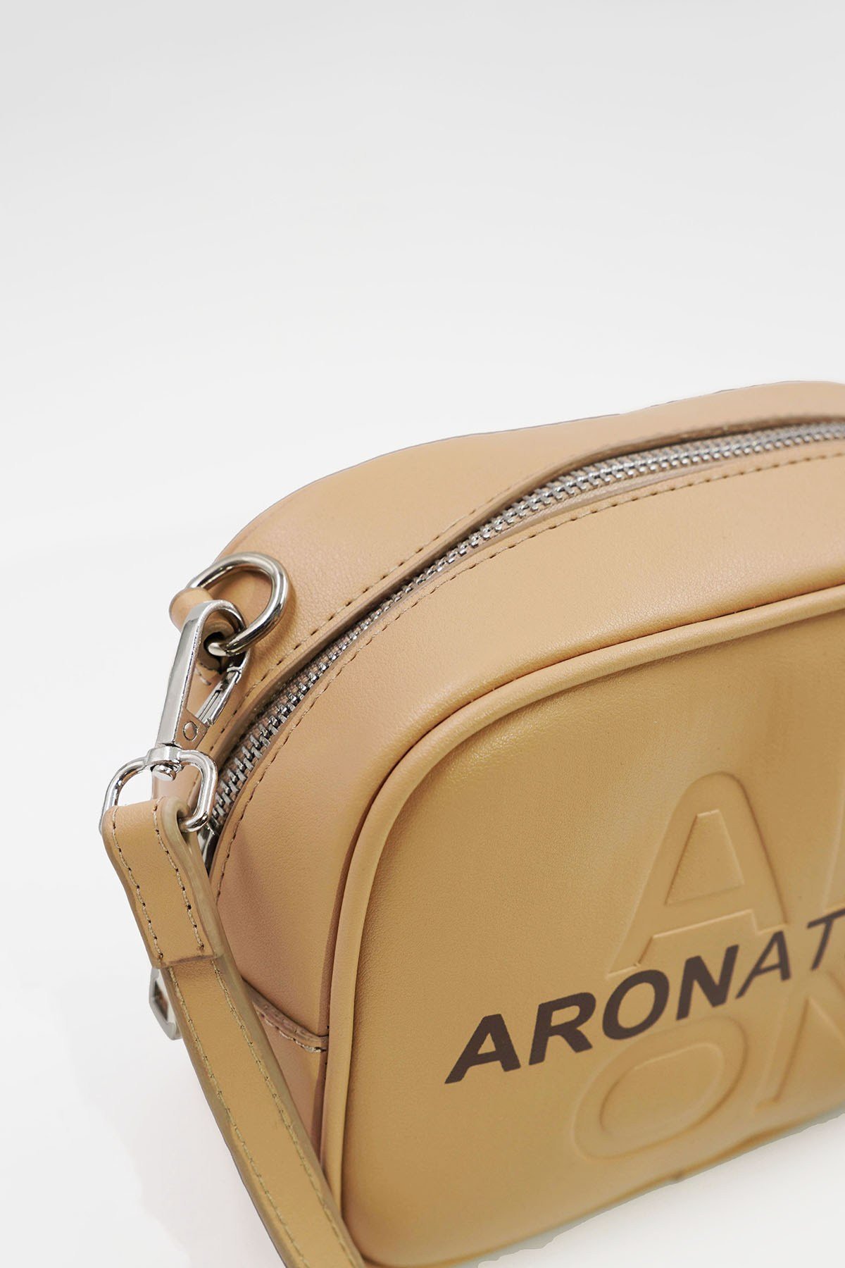 Küçük Boy  Crossbody Çapraz Askılı Kadın Omuz Çantası Nude