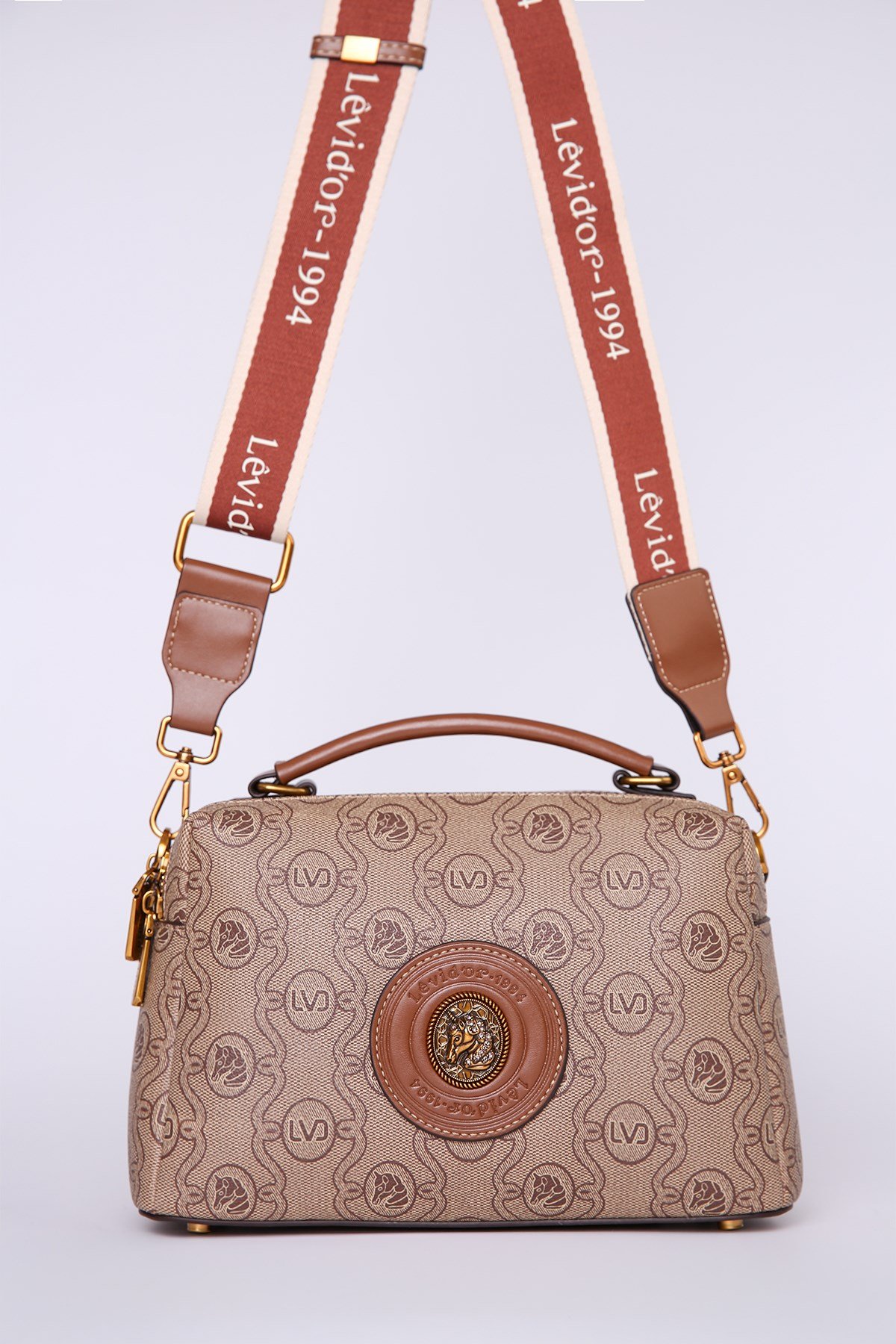 Monogram Baskılı Çift Cepli Çift Askılı Şık Logo Detaylı Kadın El ve Omuz Çantası Camel