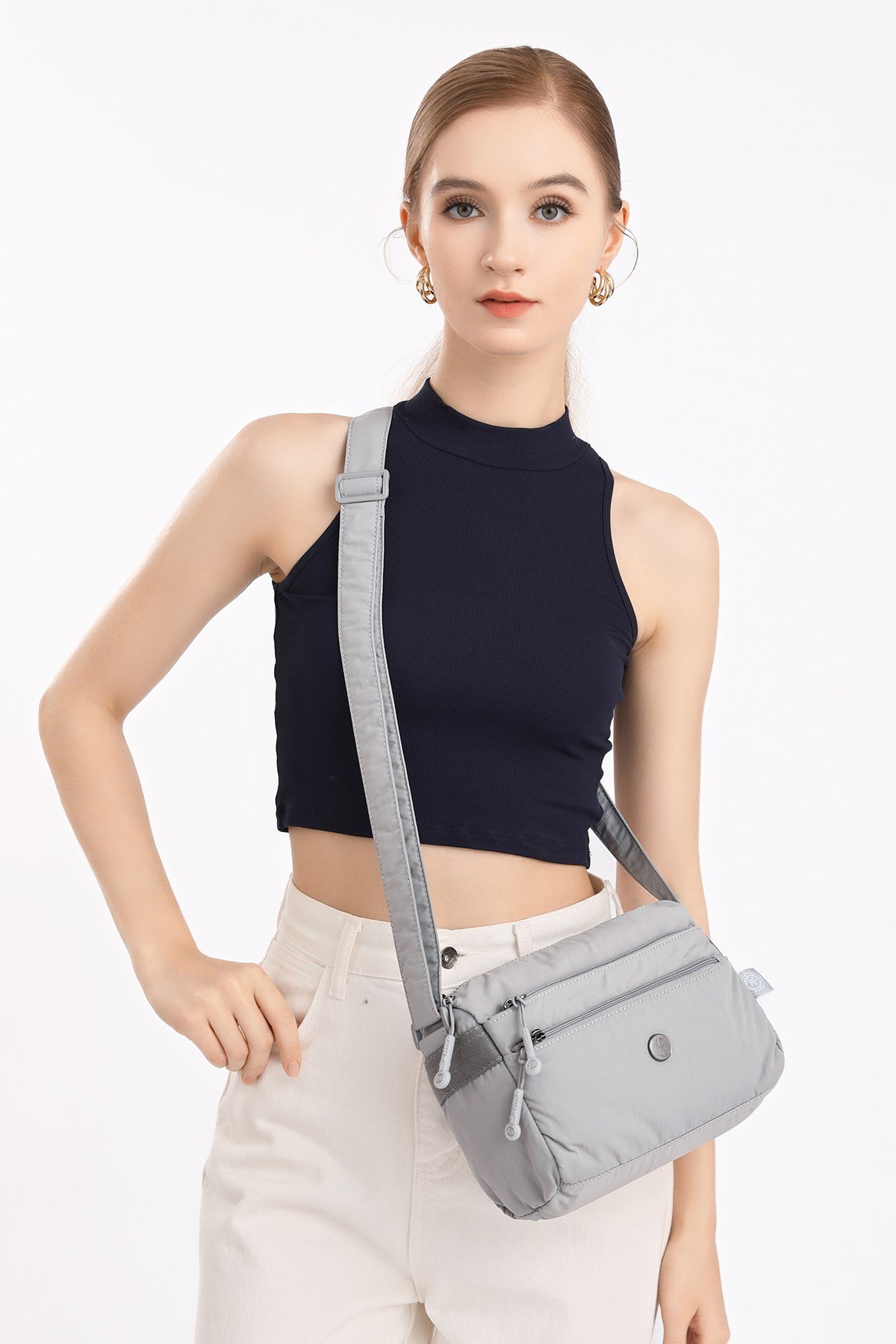 Smart Bags Gri Kadın Omuz Çantası Hafif Kumaş Çok Cepli Çapraz Uzun Askılı