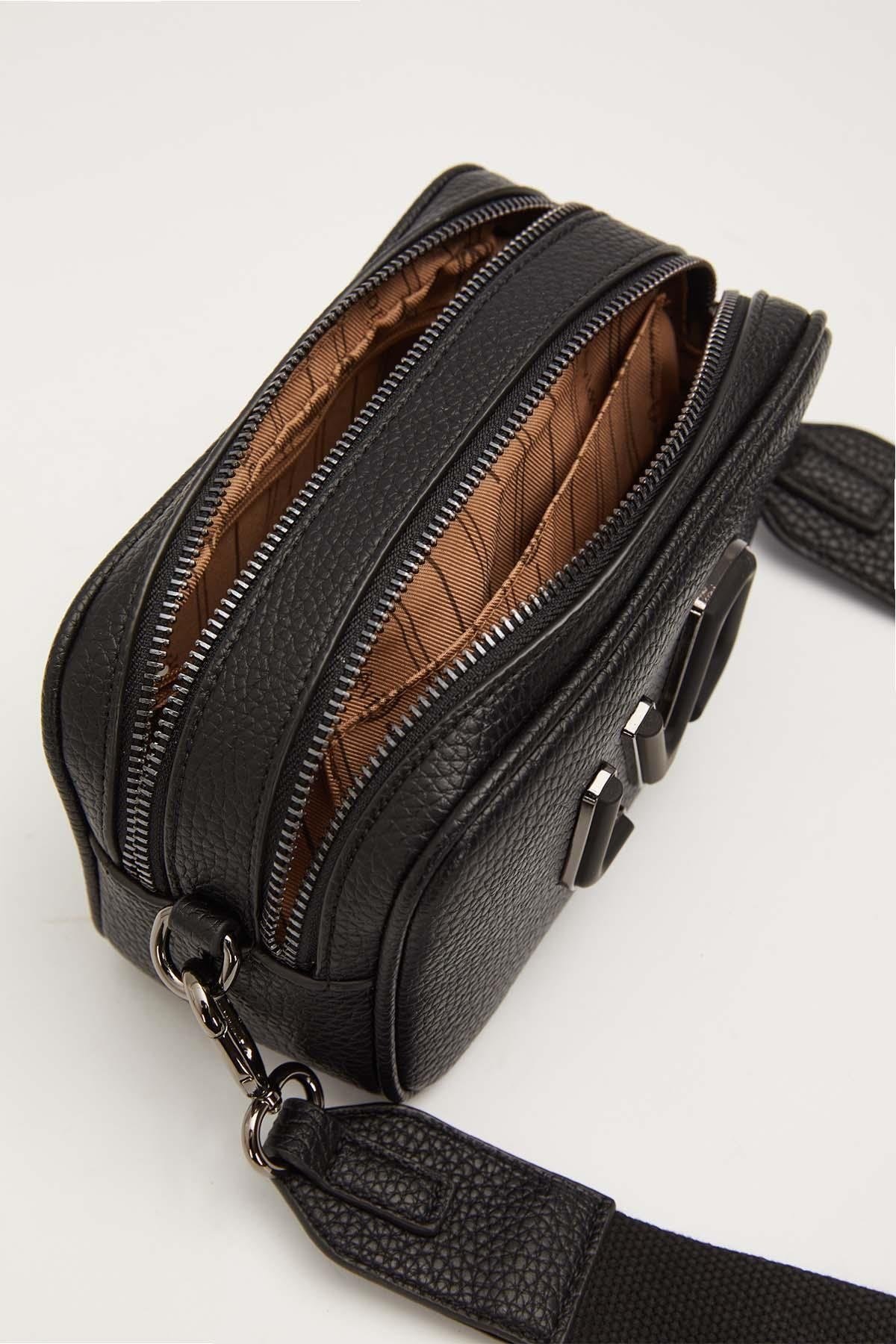 Uzun Askılı Küçük Boy Crossbody Çift Bölmeli Logo Detaylı Kadın Günlük Omuz Çantası Siyah