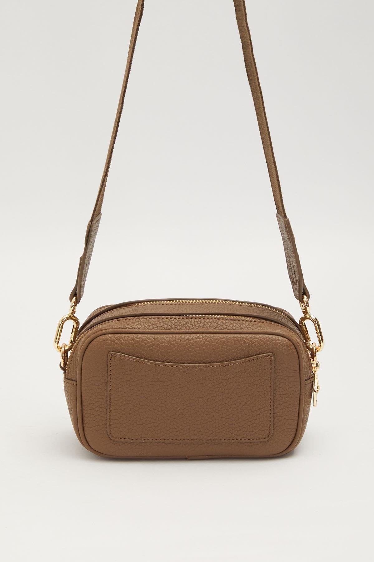 Uzun Askılı Küçük Boy Crossbody Çift Bölmeli Logo Detaylı Kadın Günlük Omuz Çantası Koyu Vizon