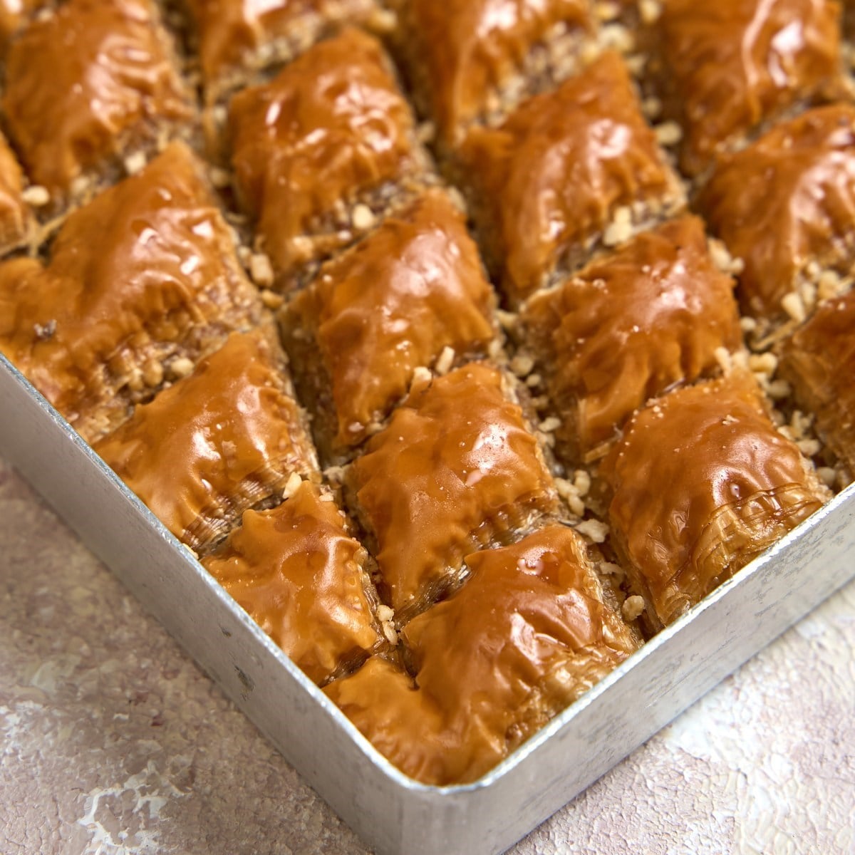 el-yapimi-tereyagli-cevizli-ev-baklava--8ea8-.jpg