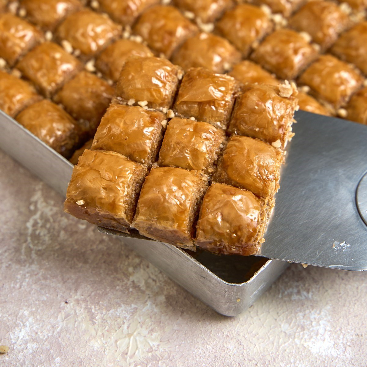 tereyagli-cevizli-mini-baklava-4-kg--1becf3.jpg