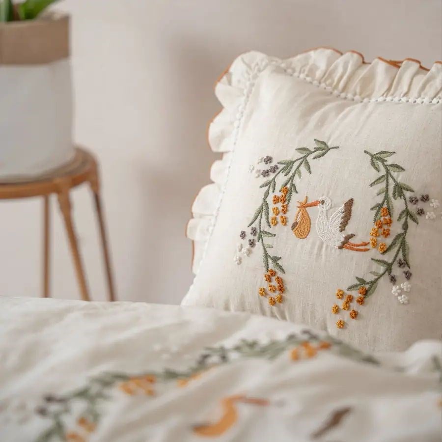 Ecocotton Polina Bebek Nevresim Takımı Organik Pamuk Keten El Nakışlı Bej