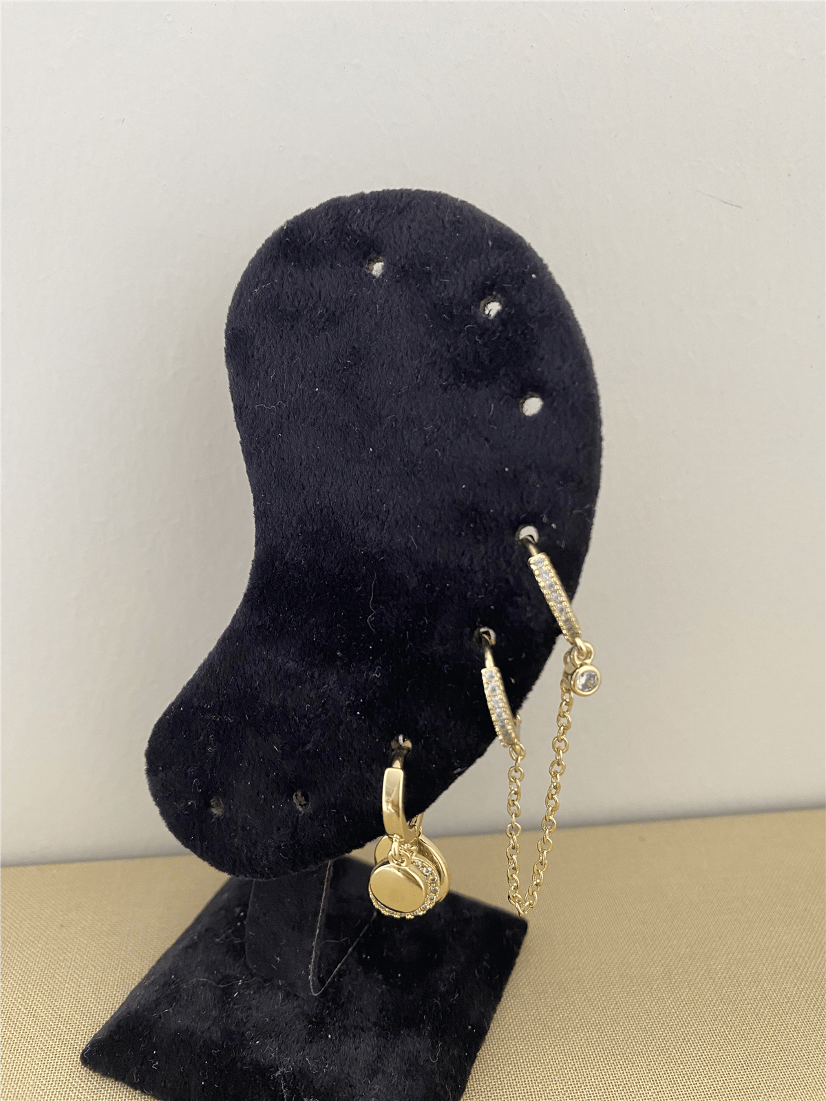 Zirkon Taşlı Halka Set Küpe Gold