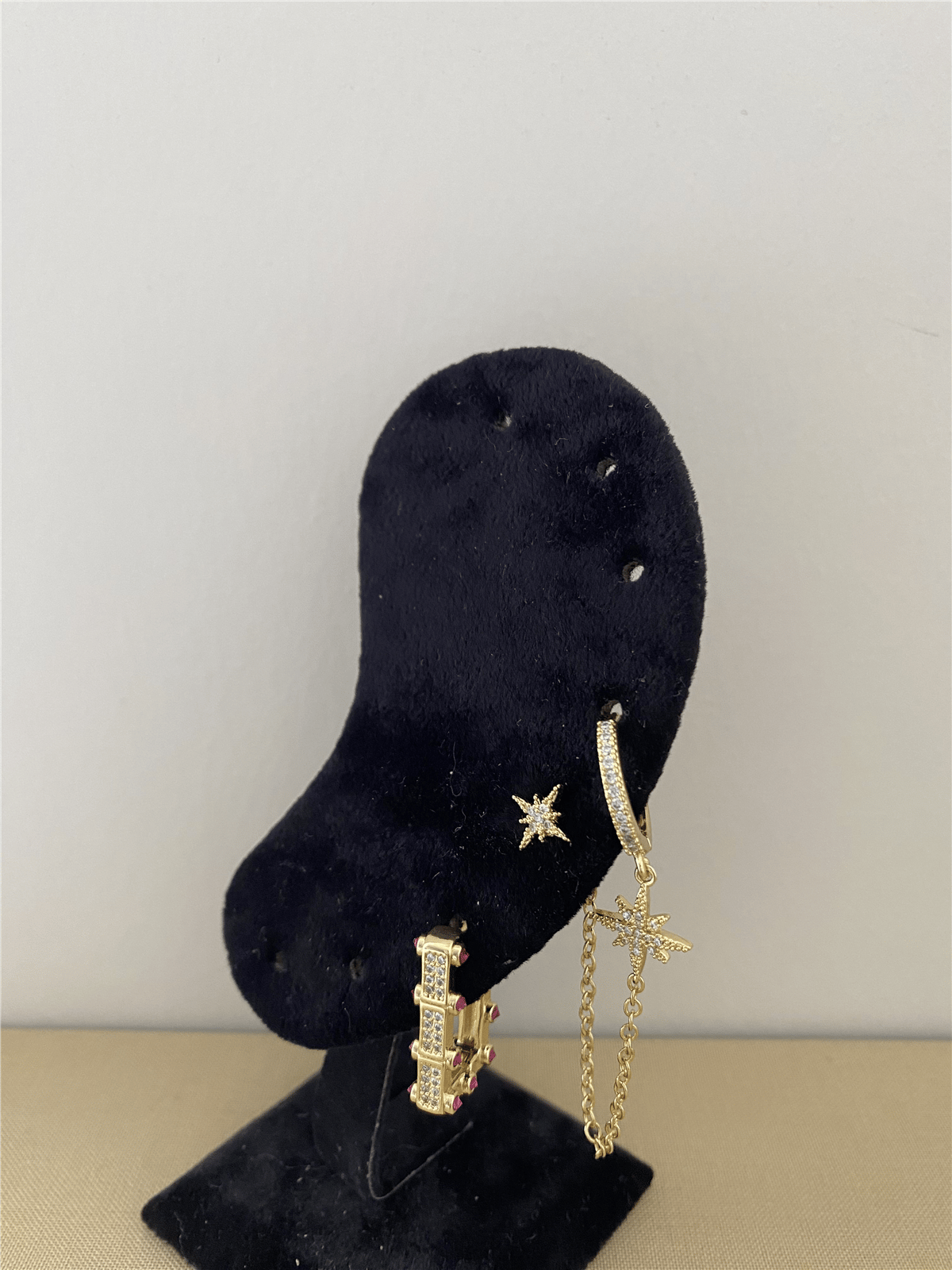 Zirkon Taşlı Mini Yıldız figürlü Set Küpe