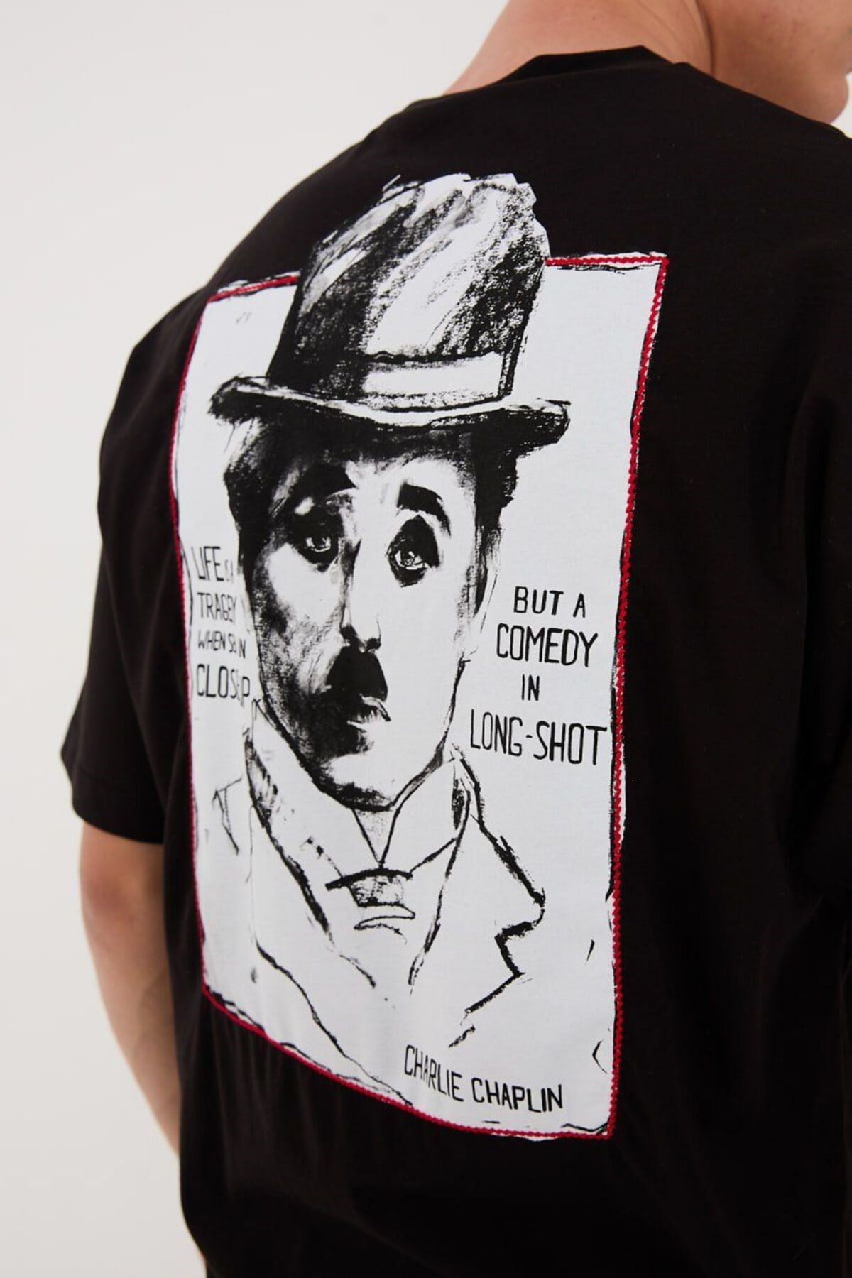Charlie Chaplin Siyah-Beyaz Nakışlı Unisex T-shirt