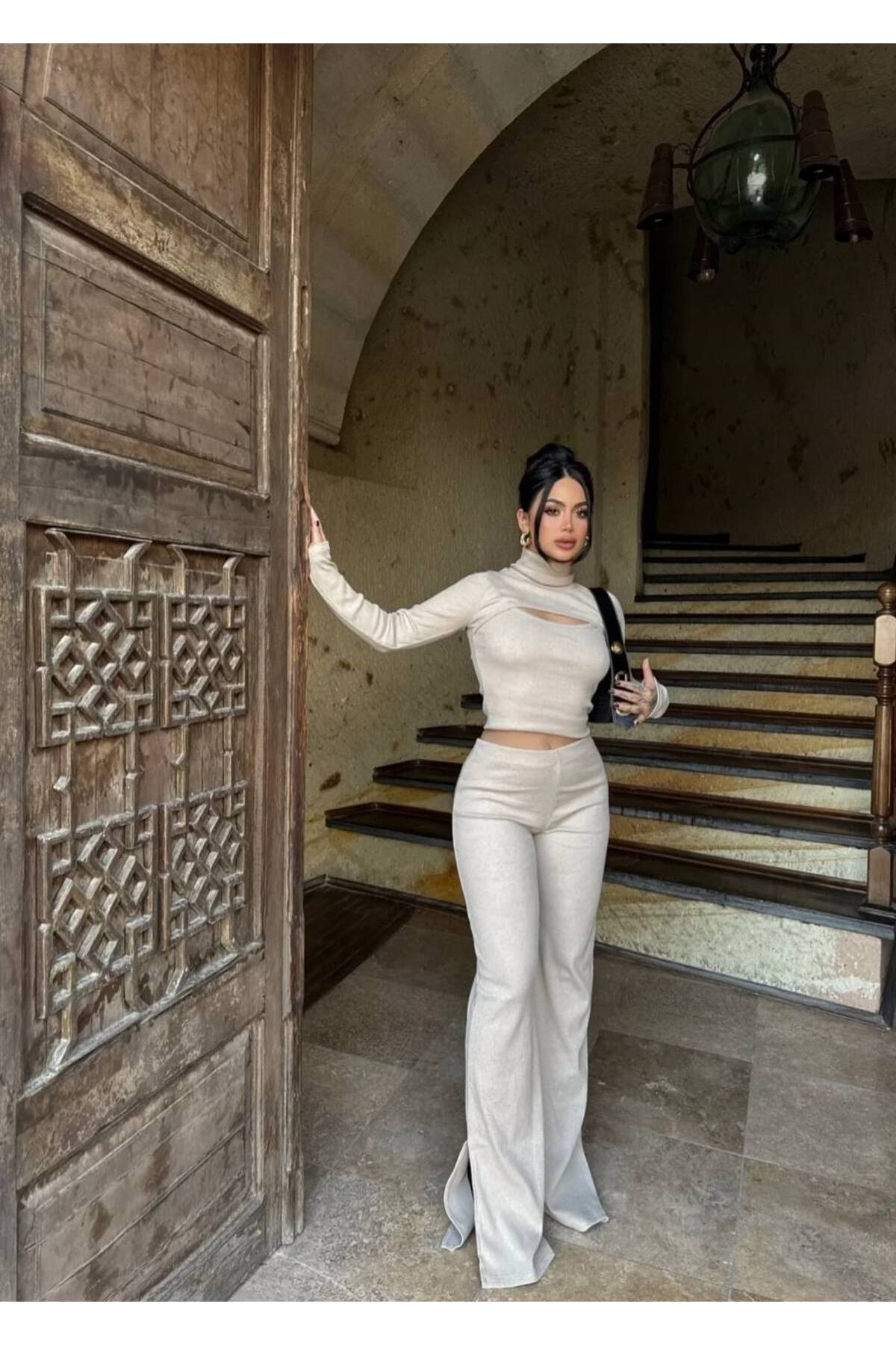 Önü Damla Detaylı Kaşkorse Takım
