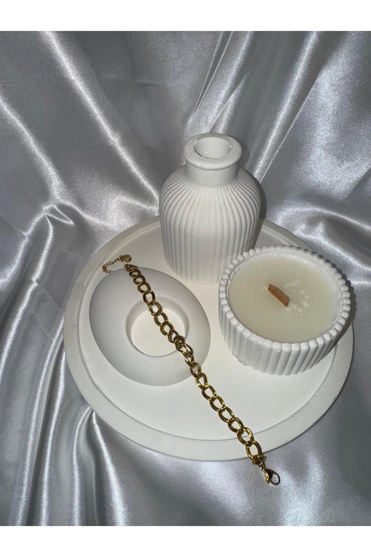 Tasarımsal Taşlı Taşsız Gold Bileklikler