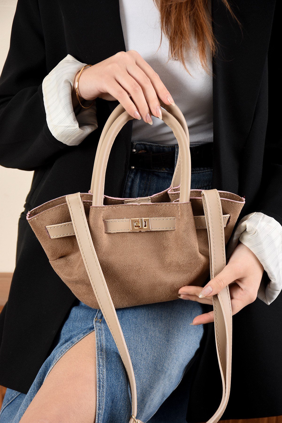 Yeni Sezon Kilit Detaylı Süet&Nubuk Uzun Askılı Trend Mini Çanta (14x27)