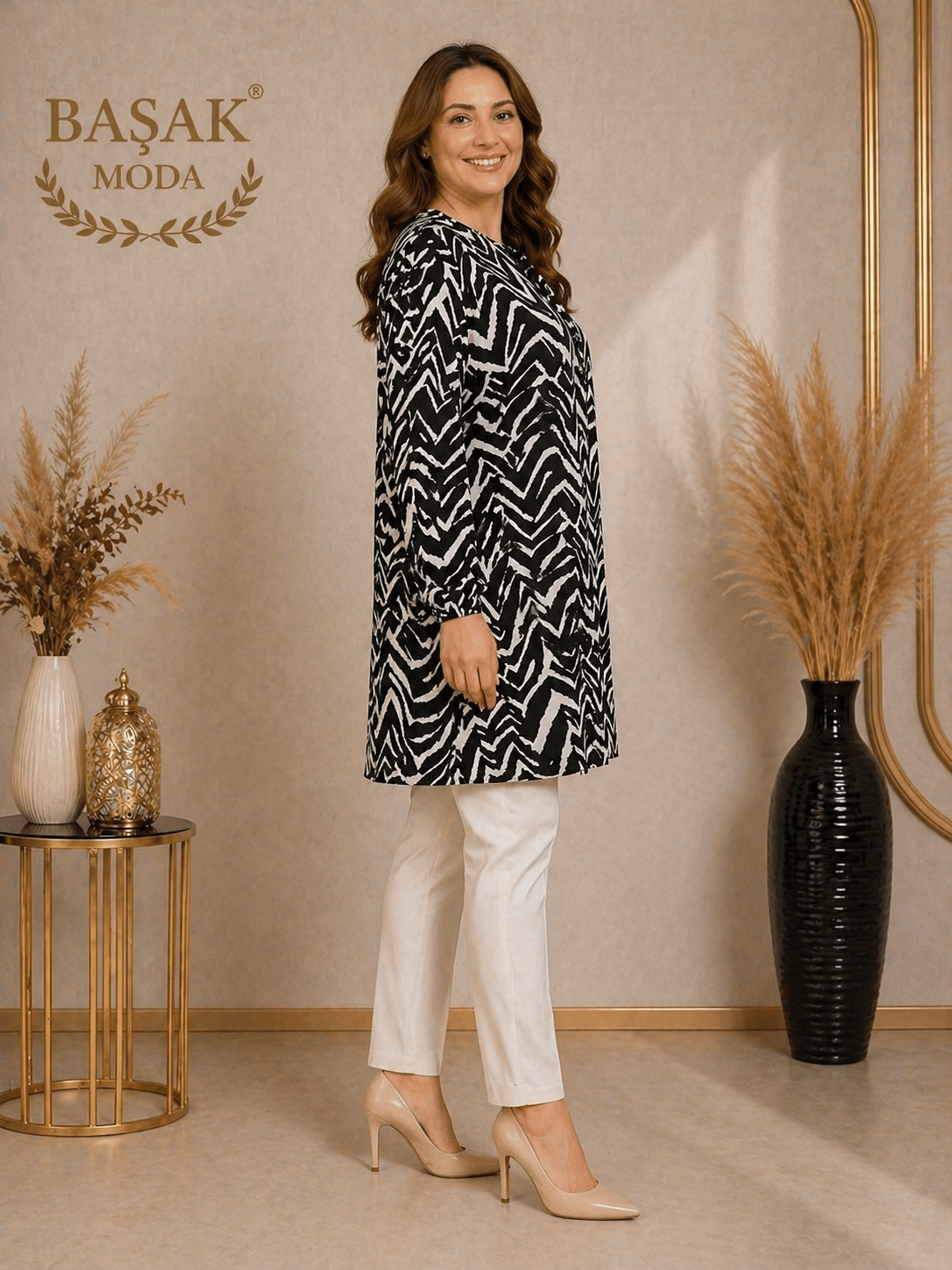 Dokuma Tunik - Beyaz | Siyah Zikzak Desenli