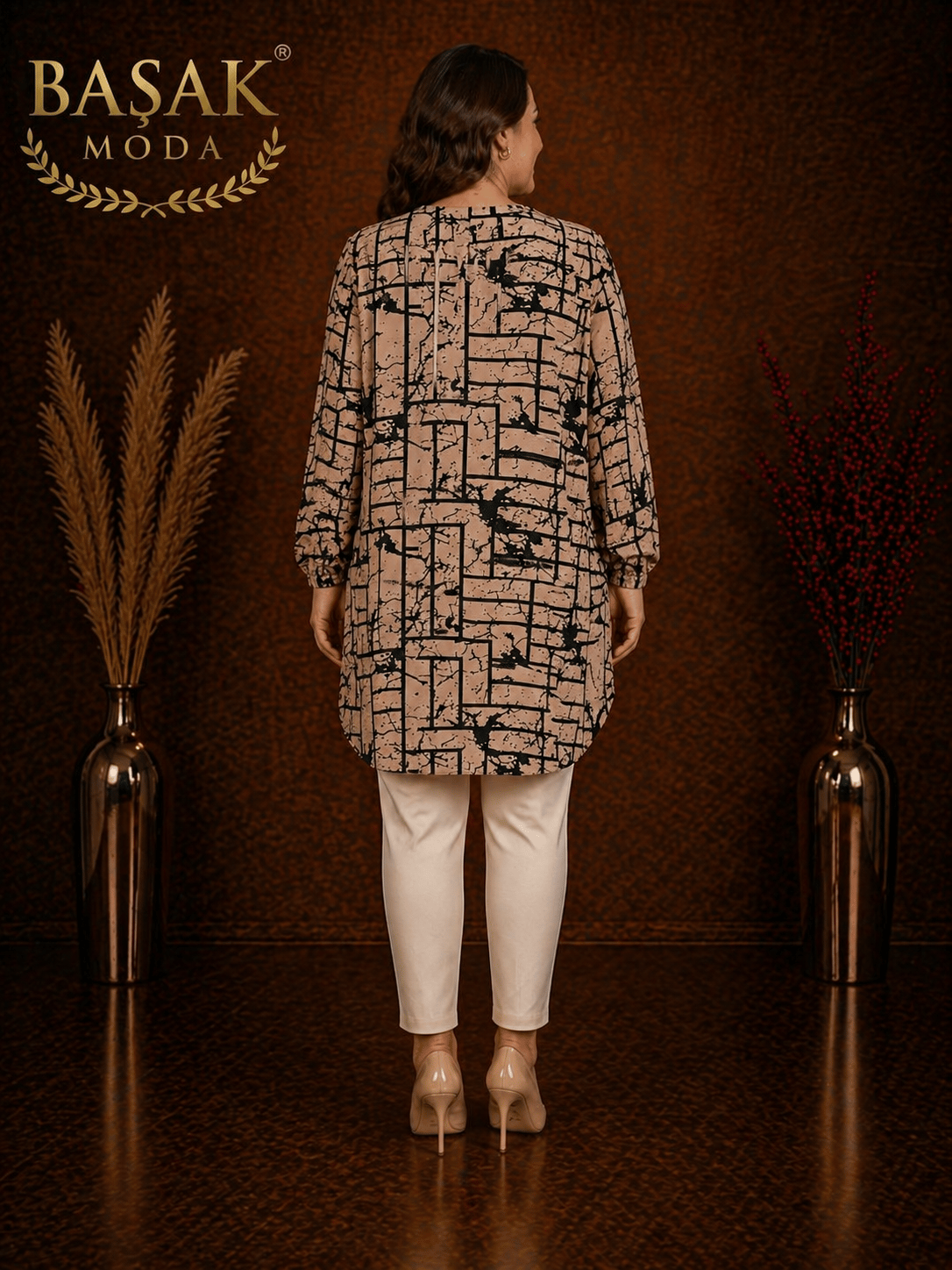 Dokuma Tunik - Vizon | Siyah Geometrik Desenli