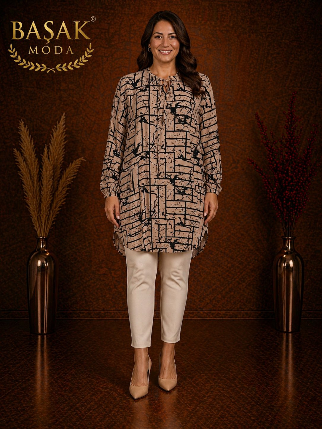Dokuma Tunik - Vizon | Siyah Geometrik Desenli