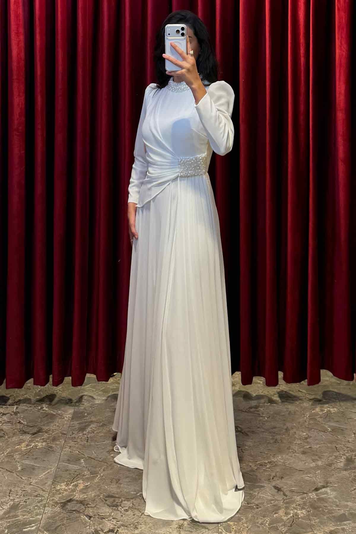 Belden Oturtmalı Boncuk İşlemeli Tesettür Abiye Beyaz