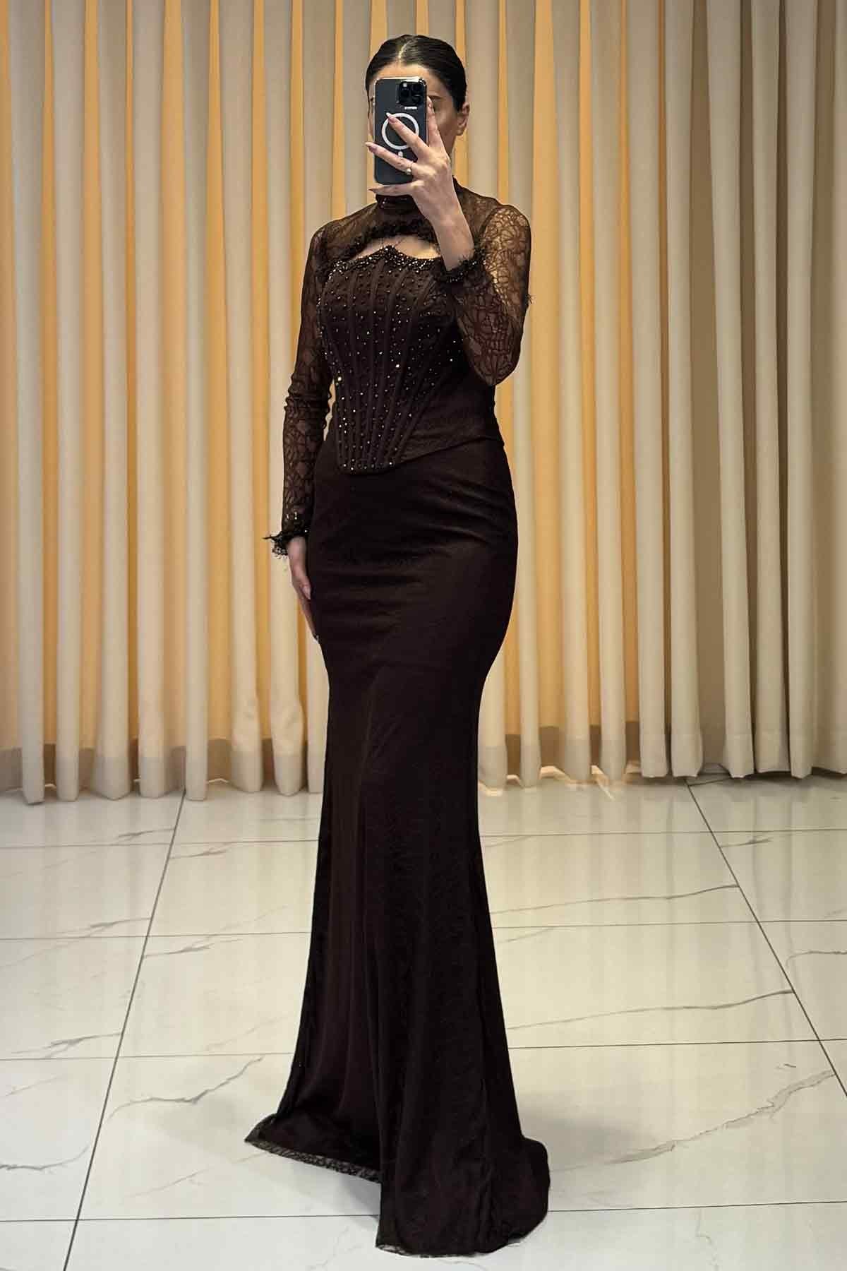 Boncuk İşlemeli Bolerolu Balık Model Abiye Kahve