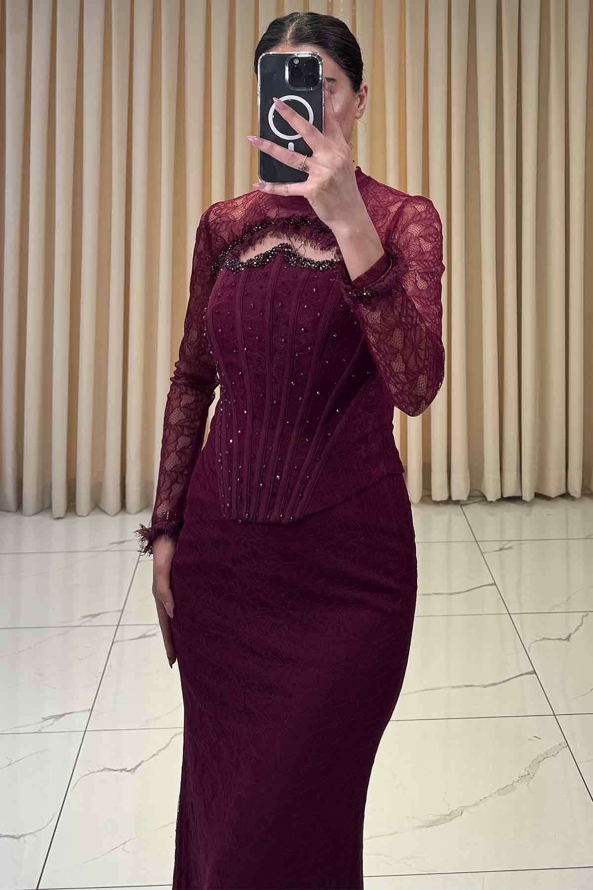 Boncuk İşlemeli Bolerolu Balık Model Abiye Mürdüm