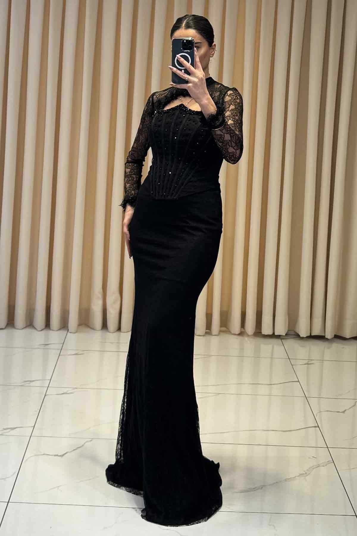 Boncuk İşlemeli Bolerolu Balık Model Abiye Siyah