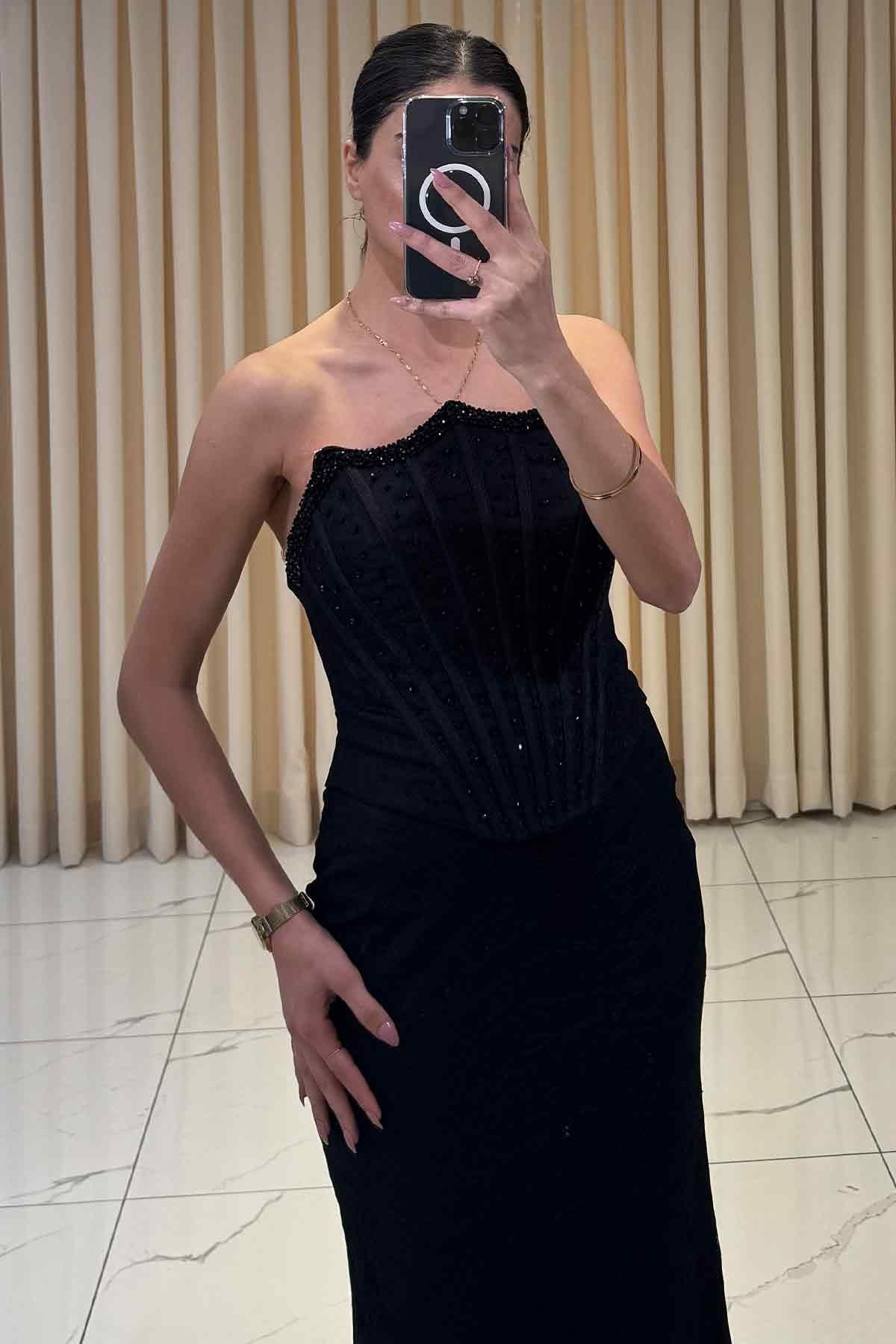 Boncuk İşlemeli Bolerolu Balık Model Abiye Siyah