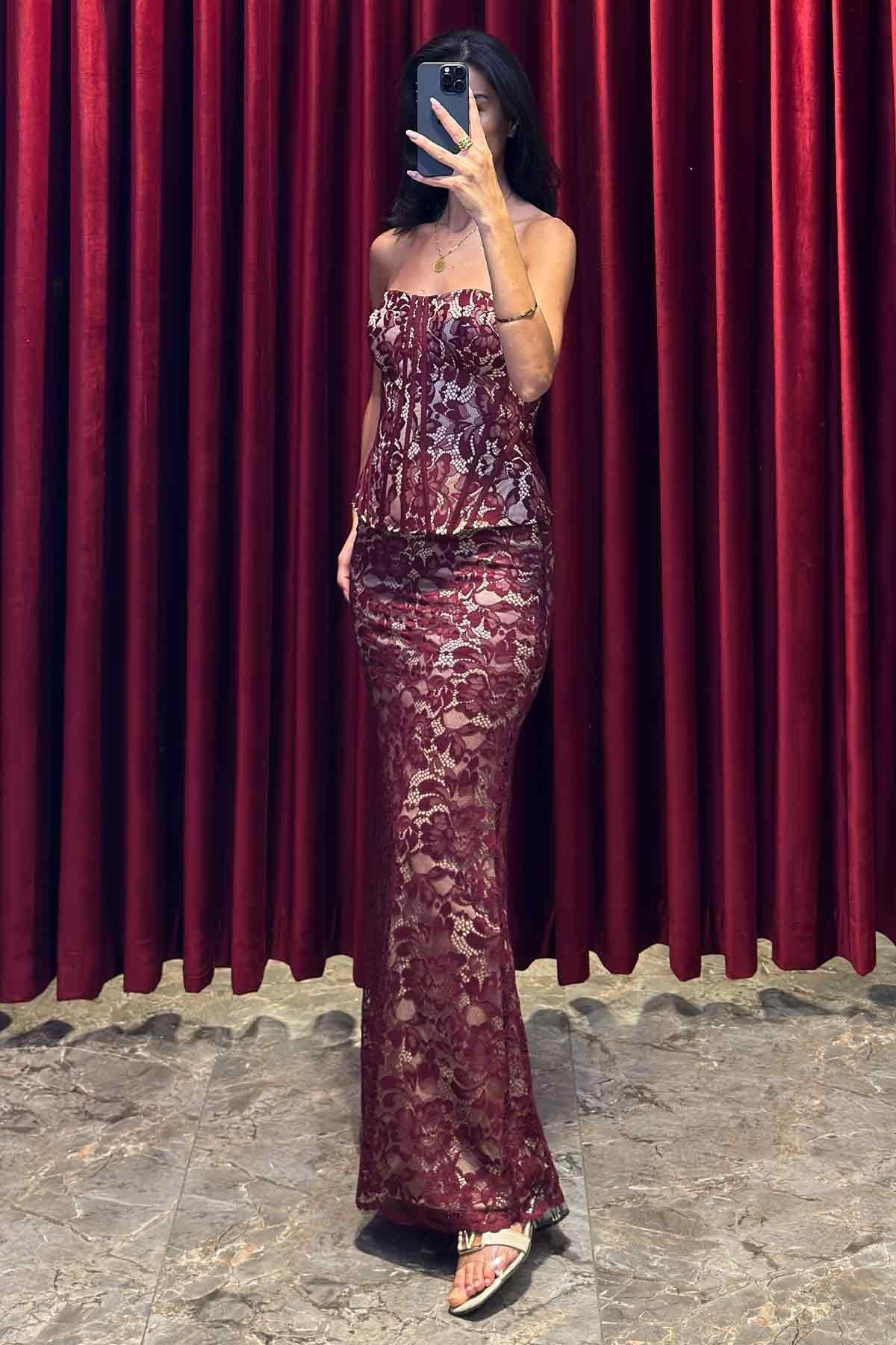 Çiçek Dantelli Beli Korsajlı Straplez Abiye Bordo