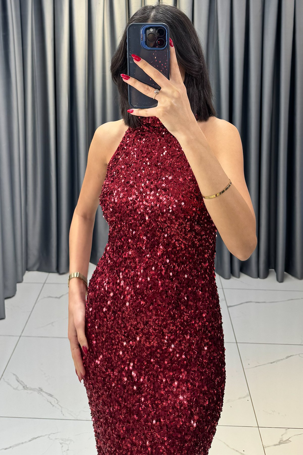 Halter Yaka Payetli Yırtmaçlı Abiye Kırmızı