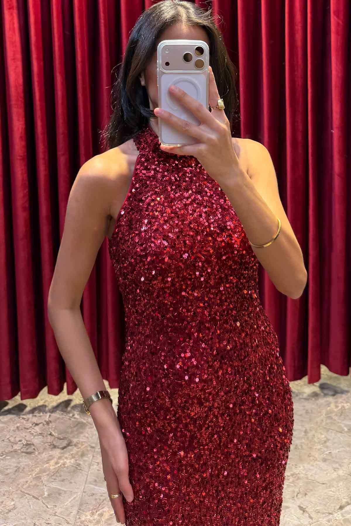 Halter Yaka Payetli Yırtmaçlı Abiye Kırmızı