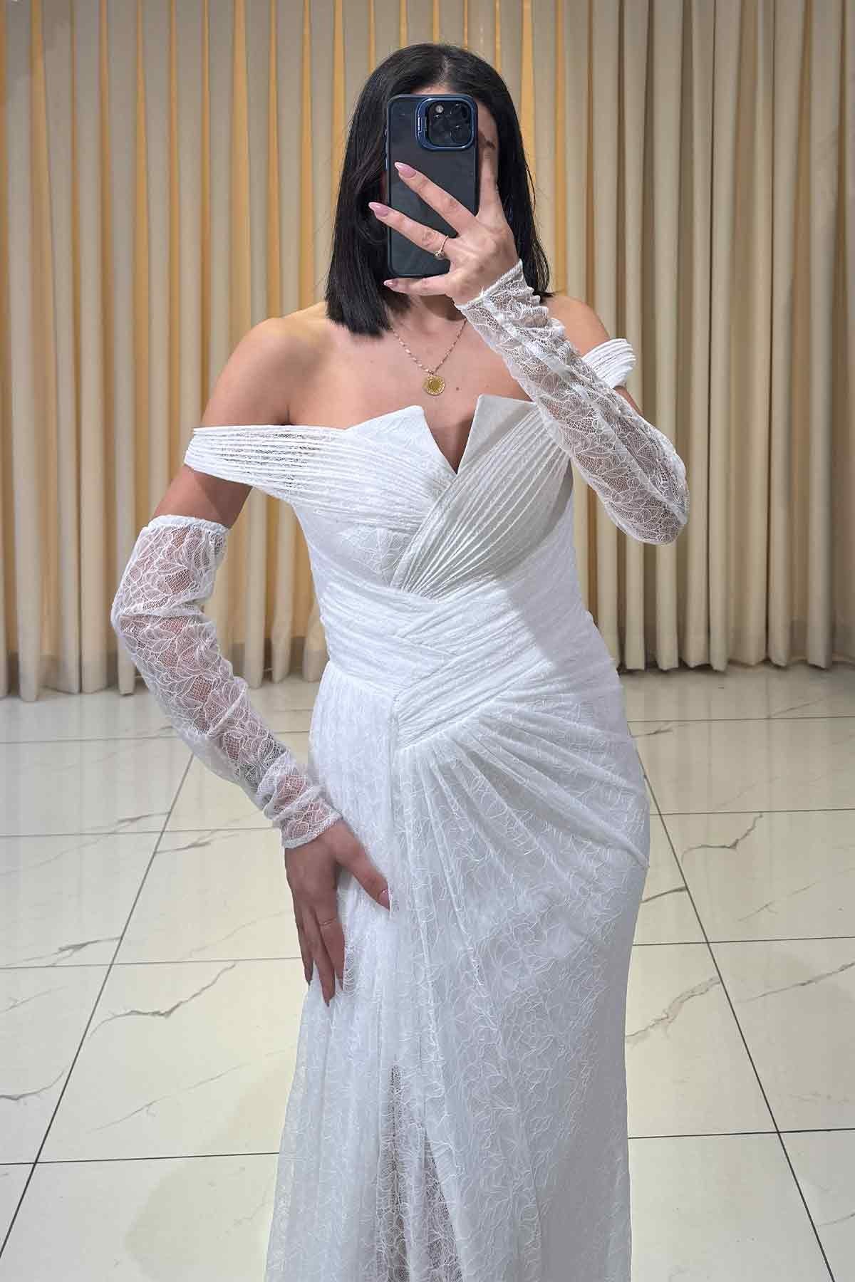 Misineli Yırtmaçlı Balık Model Abiye Beyaz