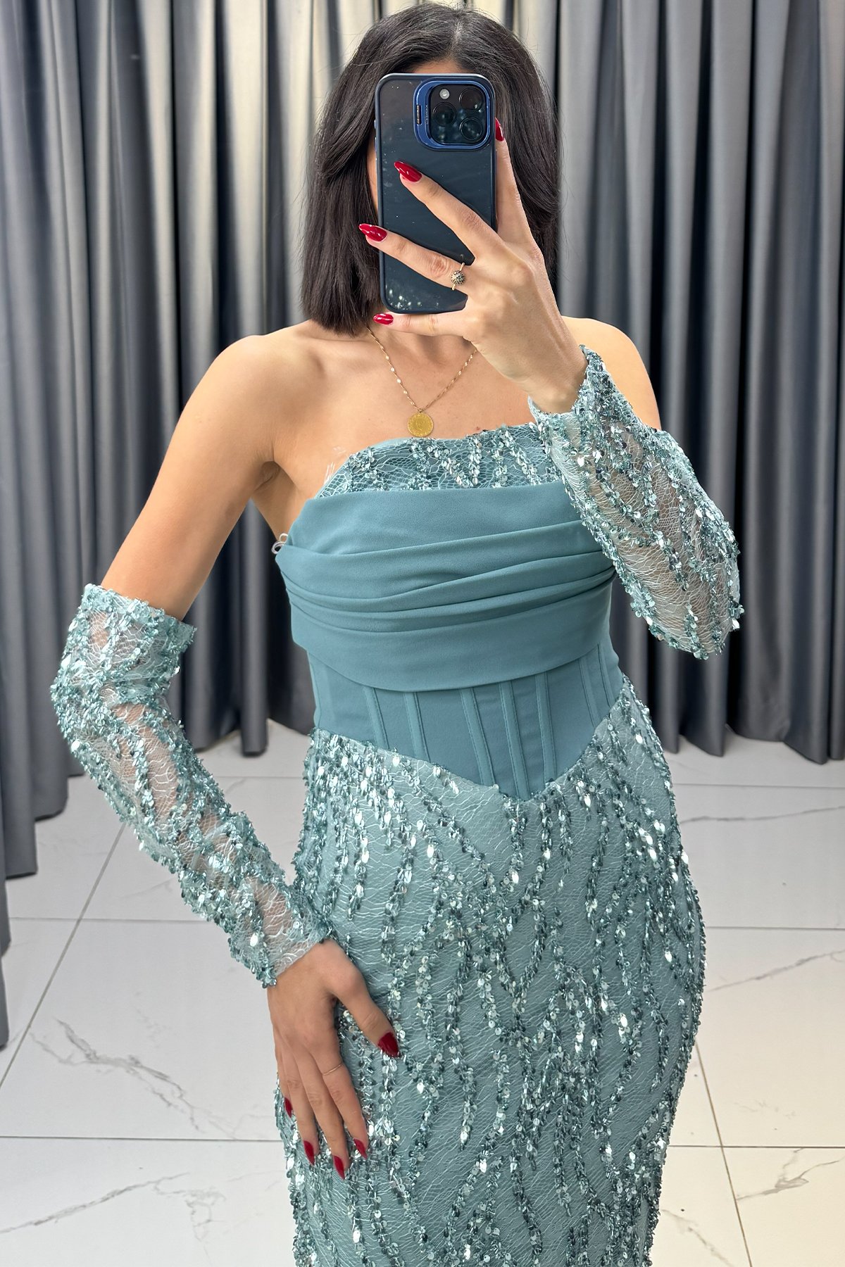 Payet İşlemeli Eldiven Detaylı Balık Model Abiye Mint Yeşili