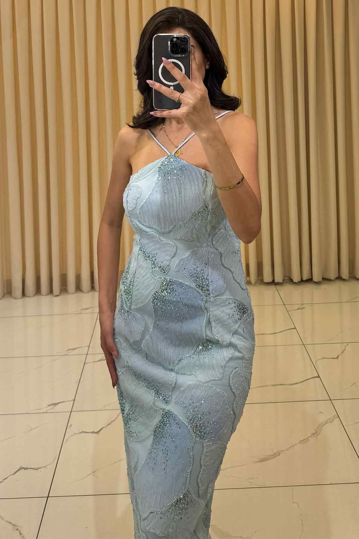 Pul Payet İşlemeli Sırt Dekolteli Uzun Abiye Bebe Mavi