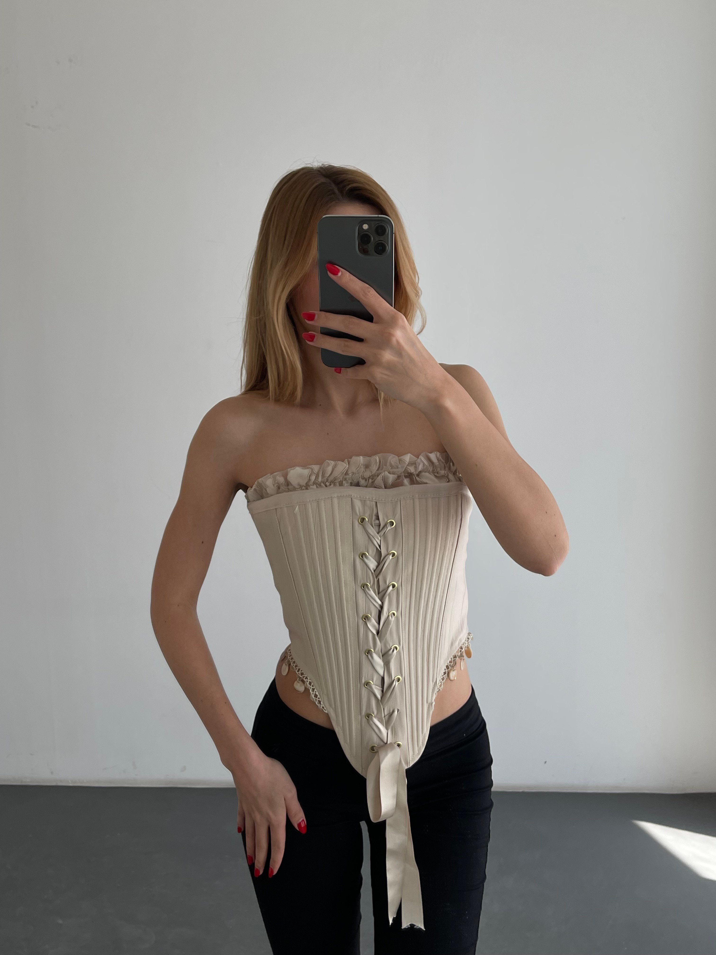 Kadın Bej Fırfır Detaylı Straplez Bağcıklı Korse