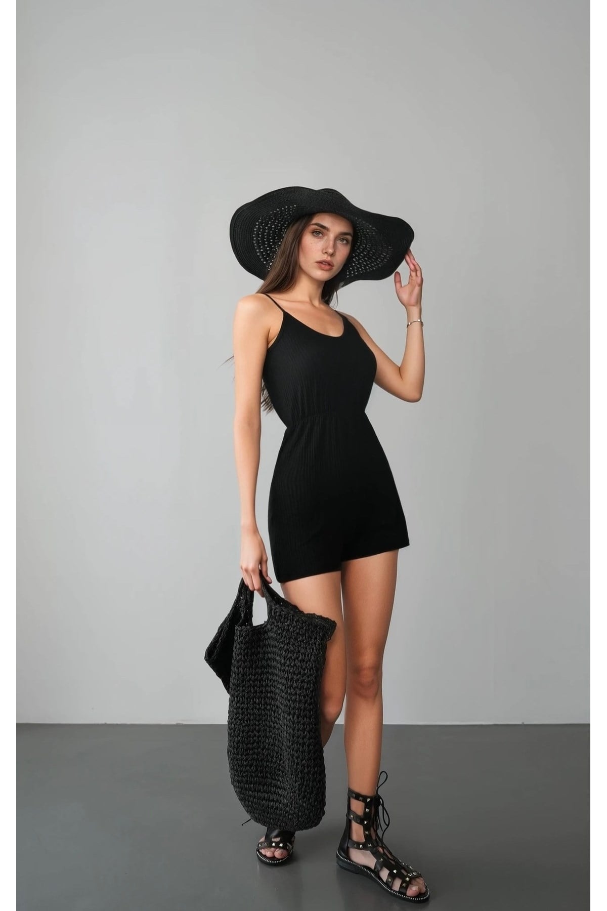 Kadın Beli Lastikli Askılı Şort Tulum