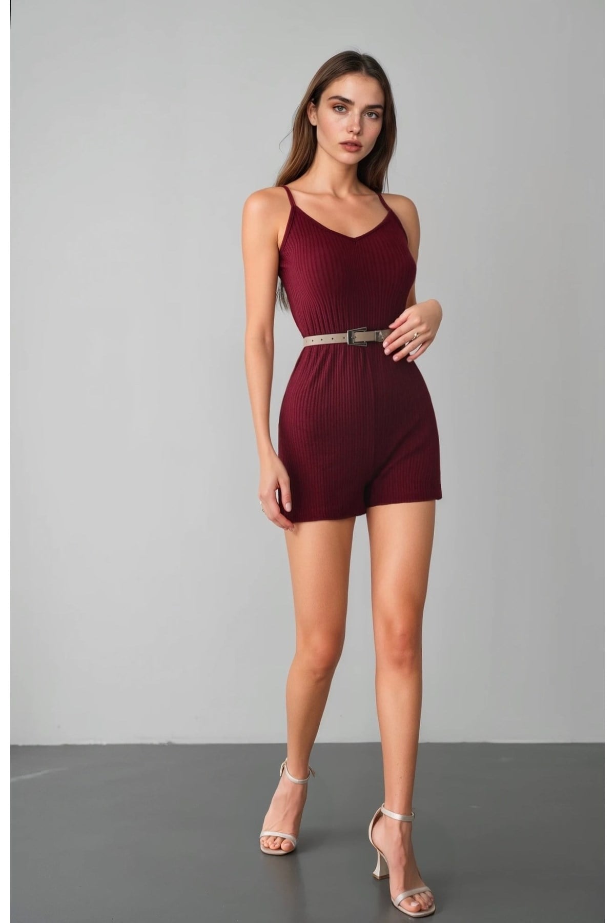 Kadın Beli Lastikli Askılı Şort Tulum