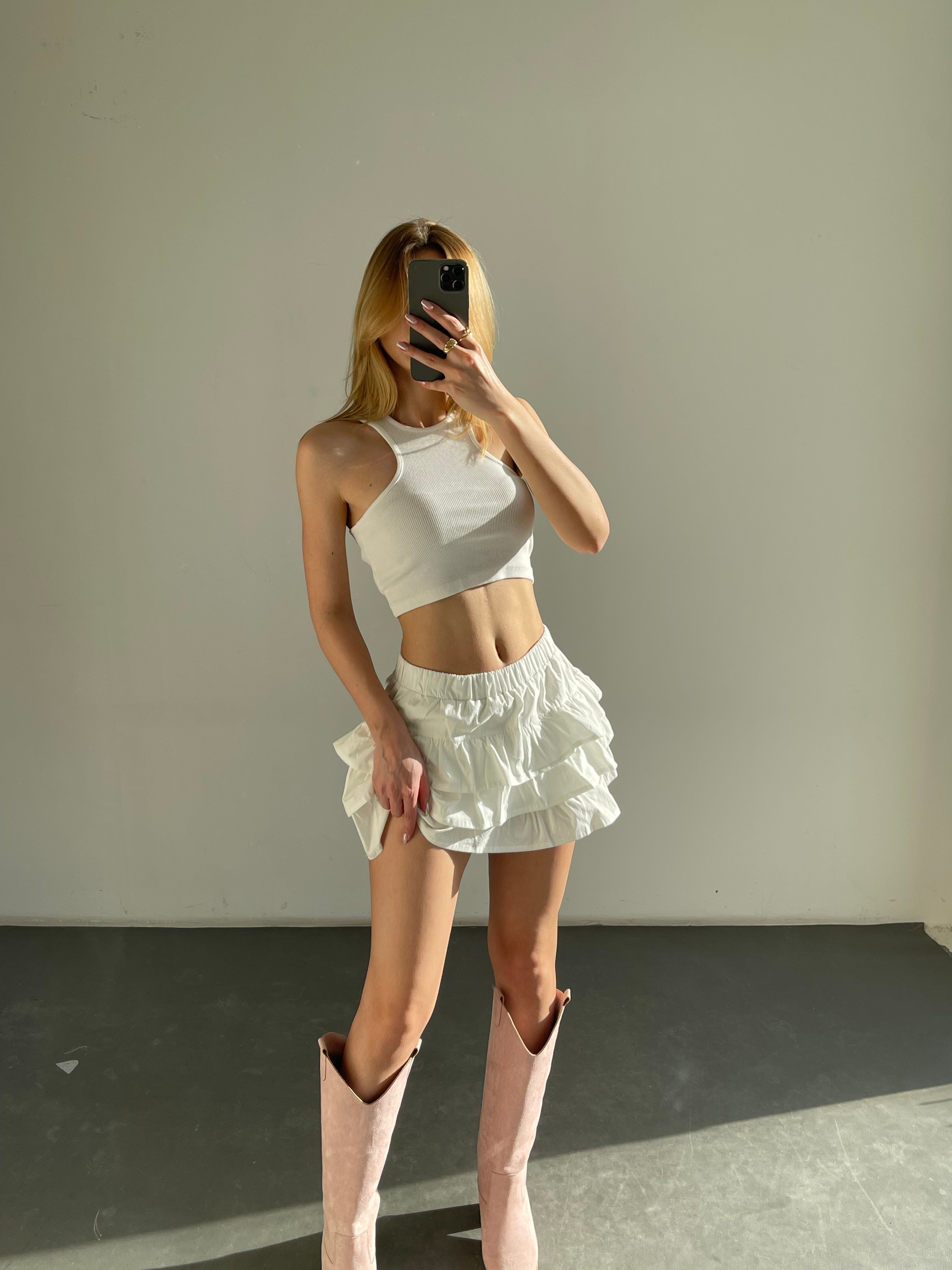 Kadın İçi Şortlu Fırfırlı Mini Etek