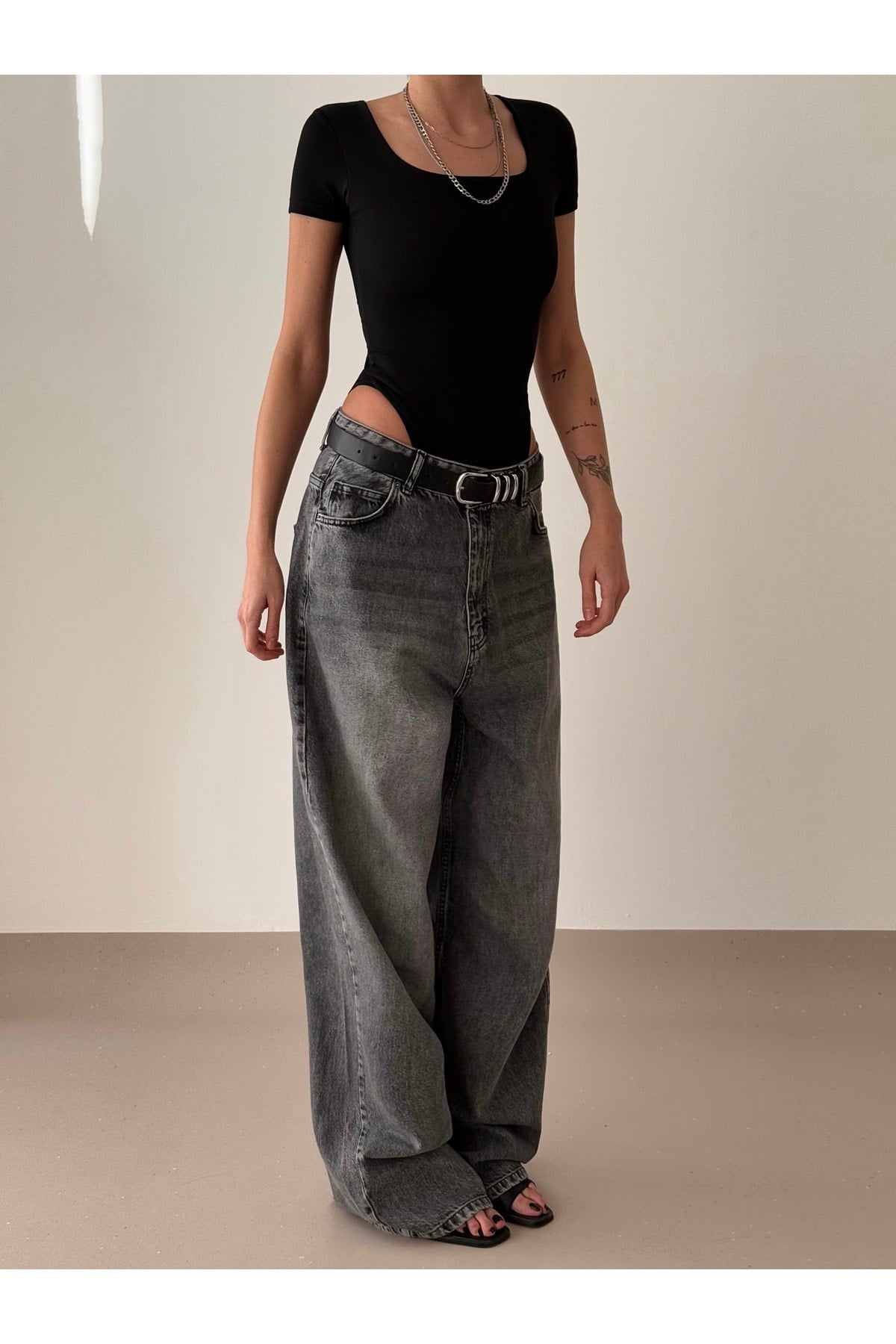 Kadın Kare Yaka Bodysuit