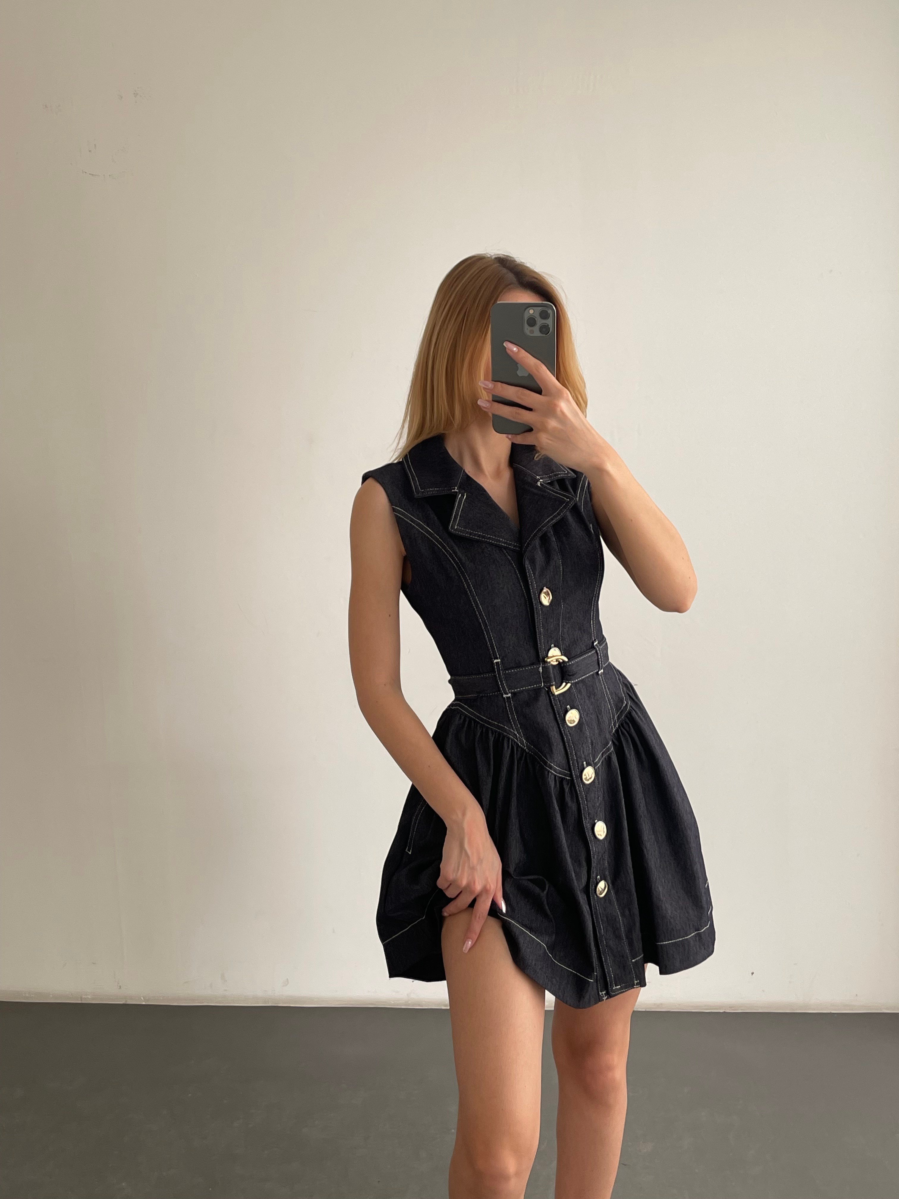 Kemer Detaylı Kontrast Dikişli Kolsuz Denim Mini Elbise