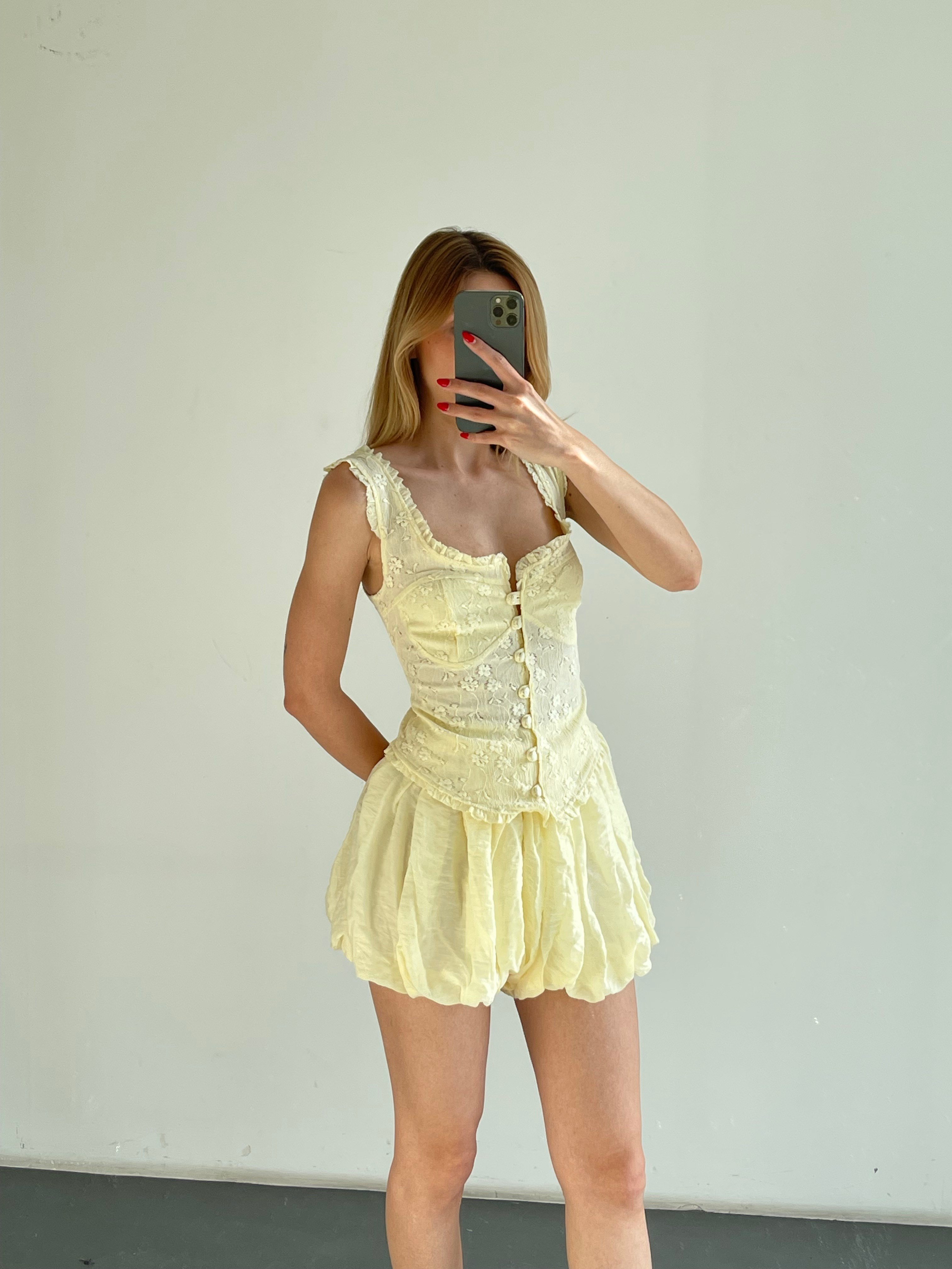 Sarı Dantel Detaylı Büstiyer & Balon Şort Takım