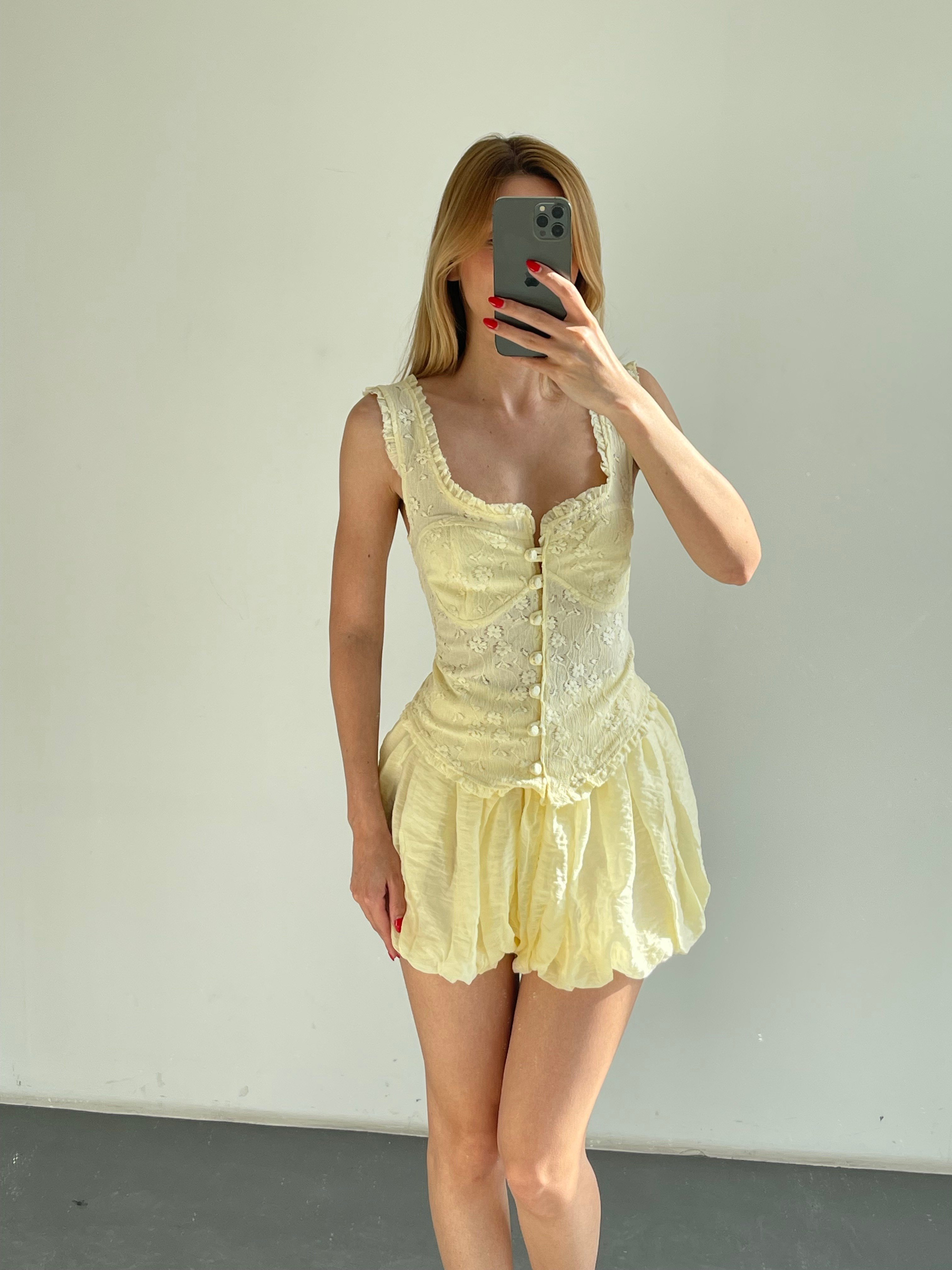 Sarı Dantel Detaylı Büstiyer & Balon Şort Takım